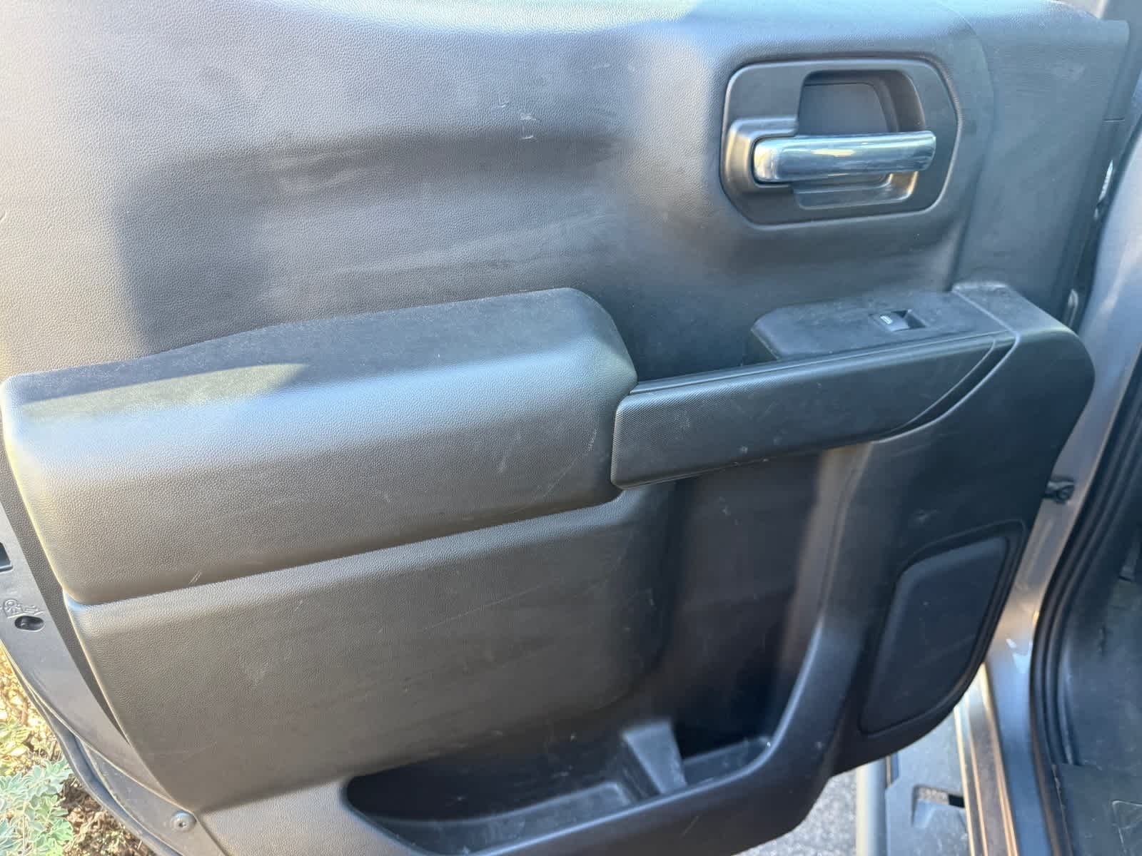 Thumbnail: 2022 Chevrolet Silverado 1500 - 12