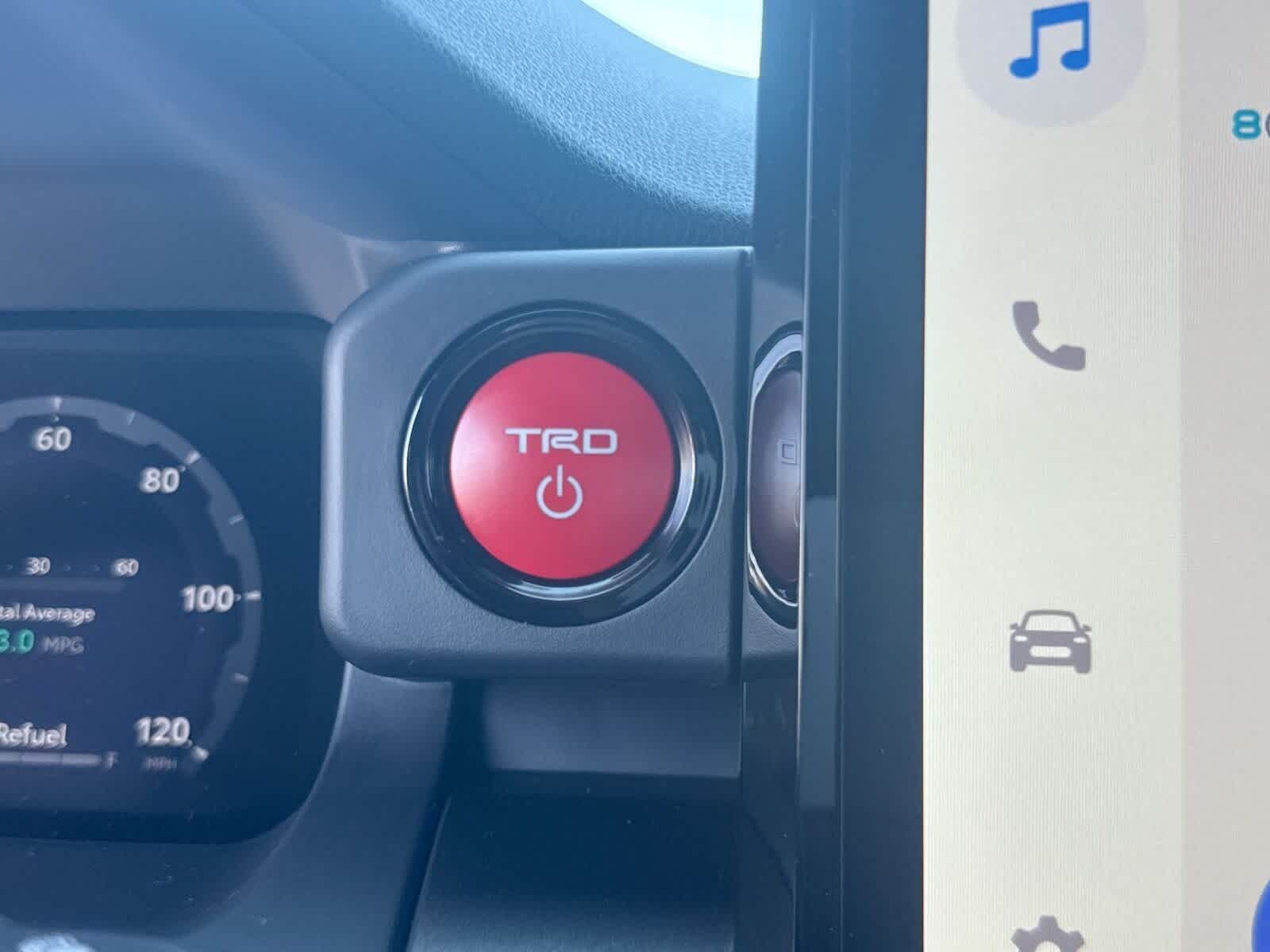 Thumbnail: 2025 Toyota Tacoma - 25