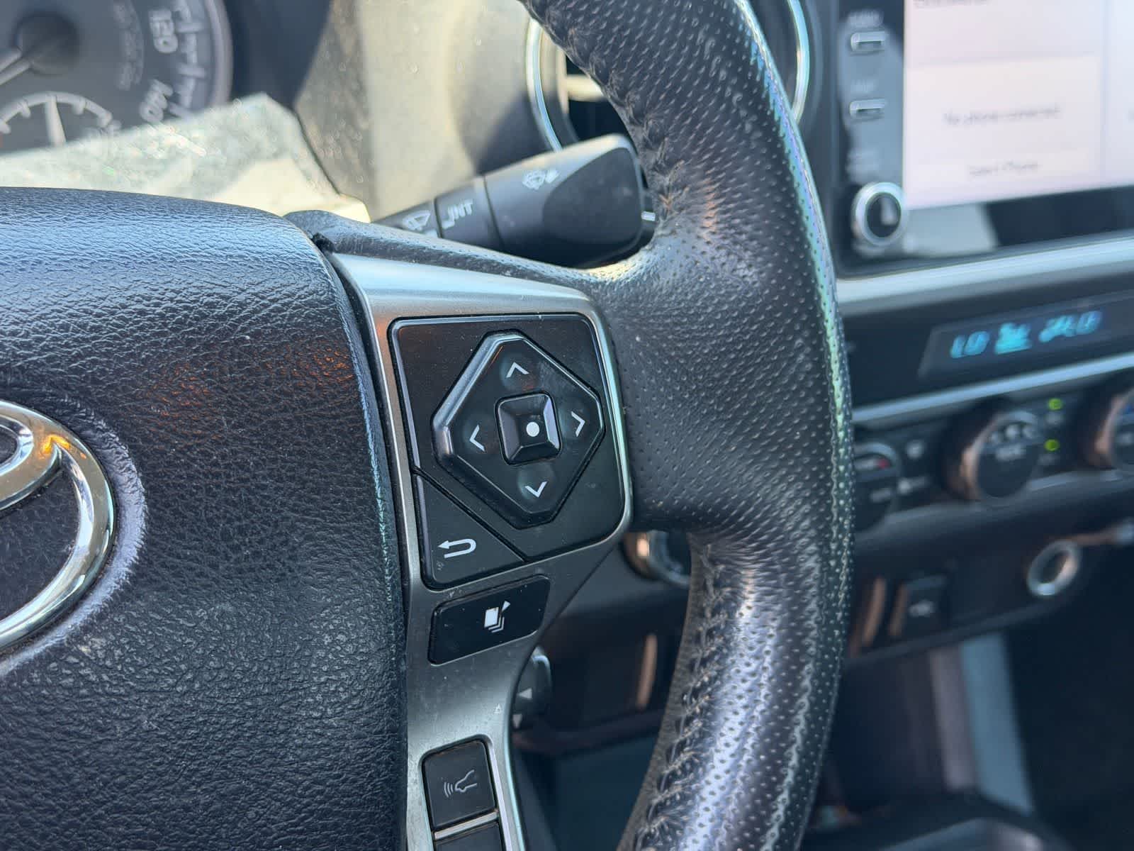 Thumbnail: 2021 Toyota Tacoma - 14