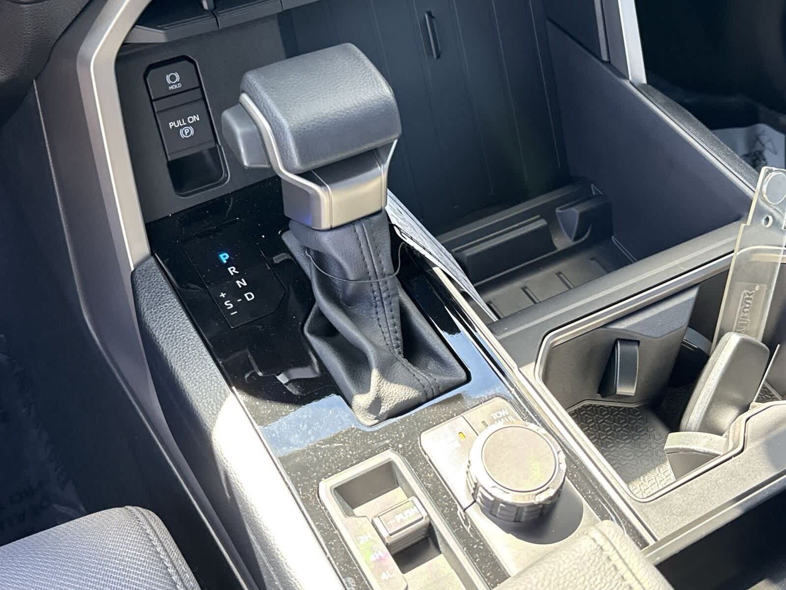 Thumbnail: 2025 Toyota Tundra - 25