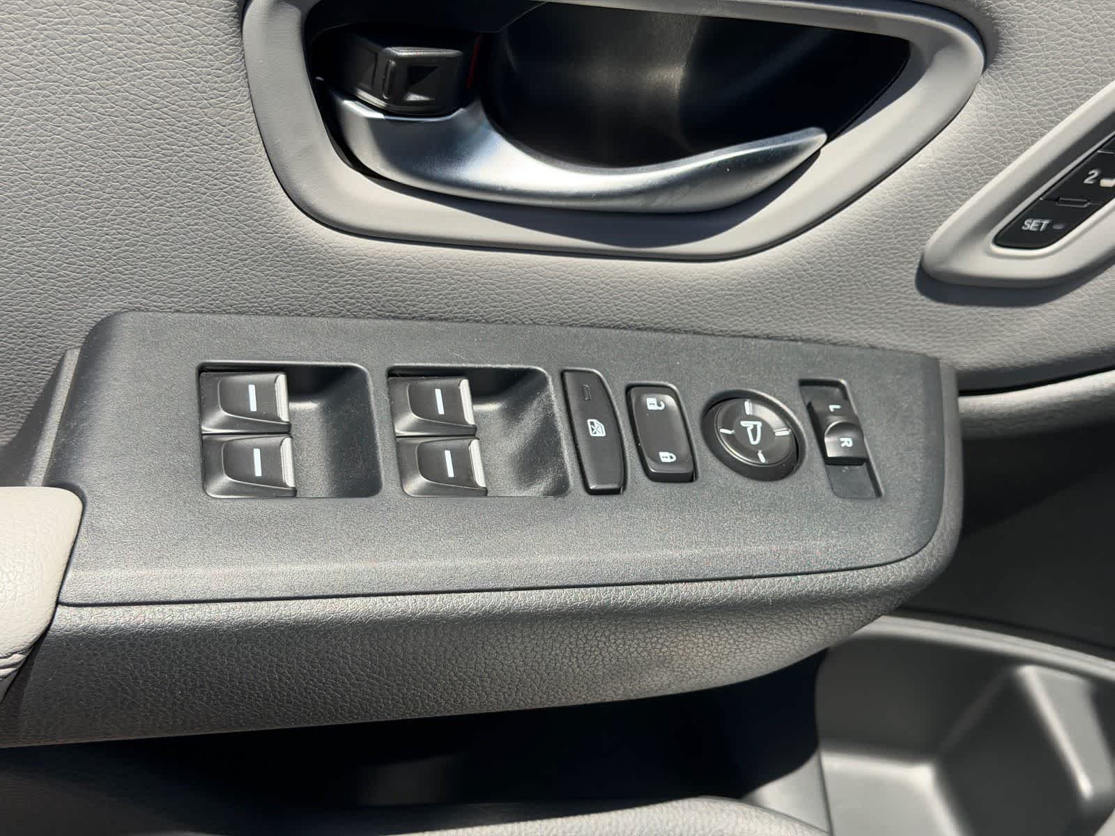 Thumbnail: 2024 Honda Pilot - 15