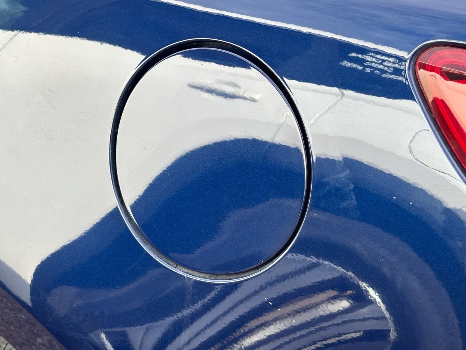 Thumbnail: 2020 Kia Optima - 16