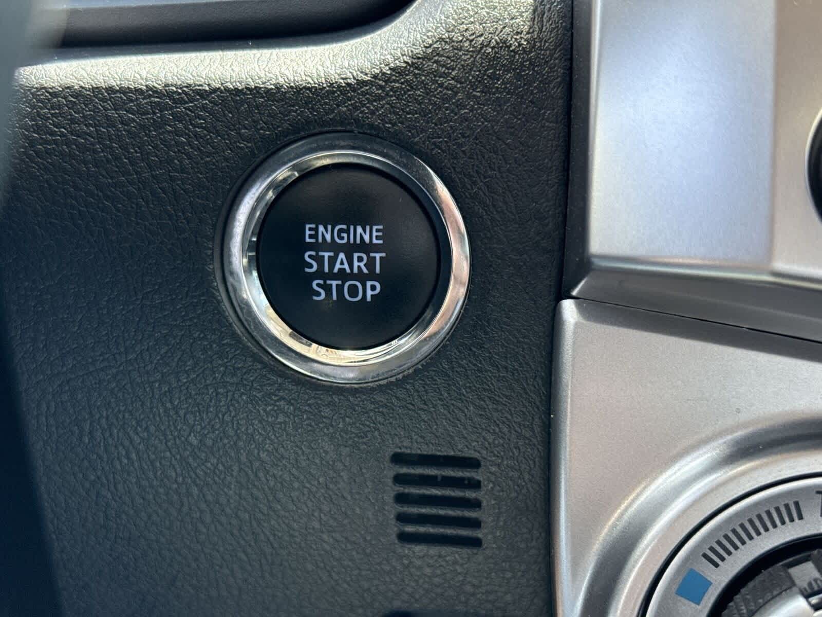 2021 Toyota 4Runner Limited 26