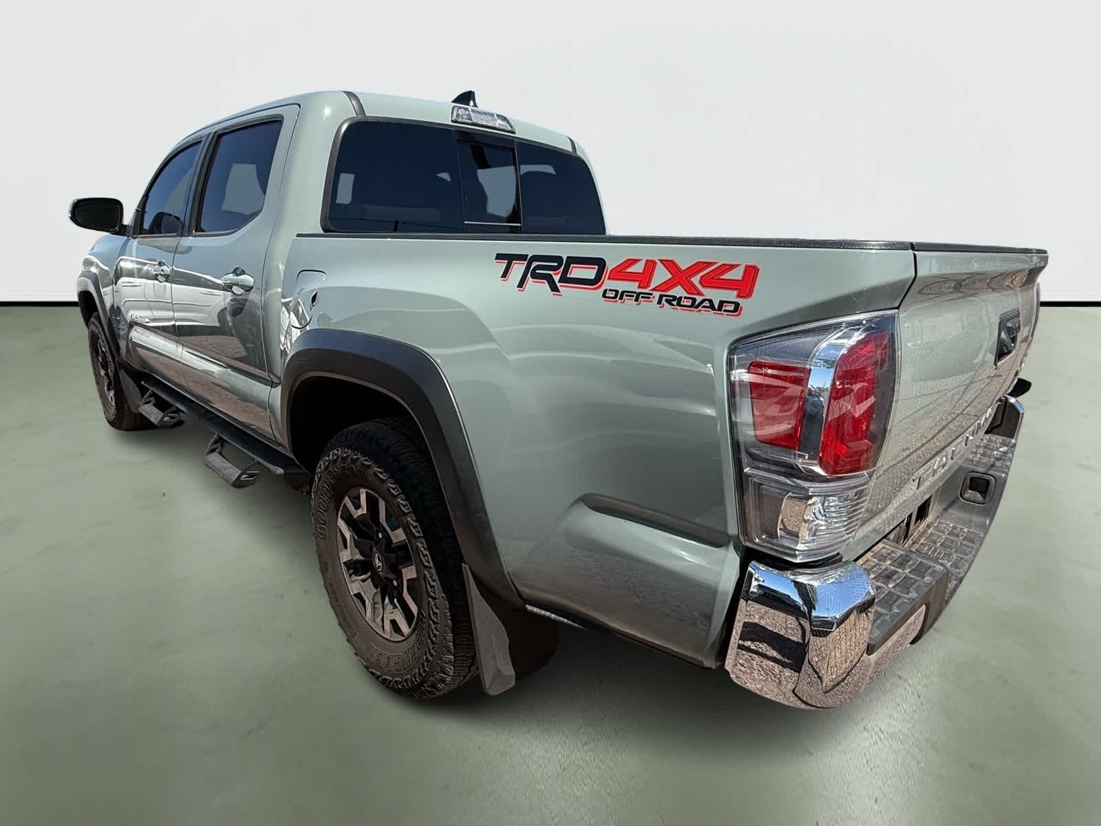 Thumbnail: 2022 Toyota Tacoma - 3