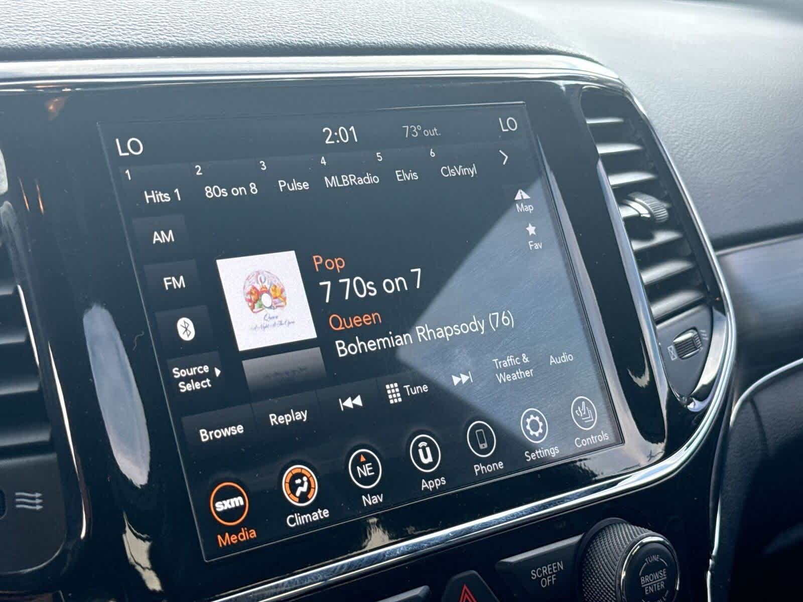 Thumbnail: 2022 Jeep Grand Cherokee - 20