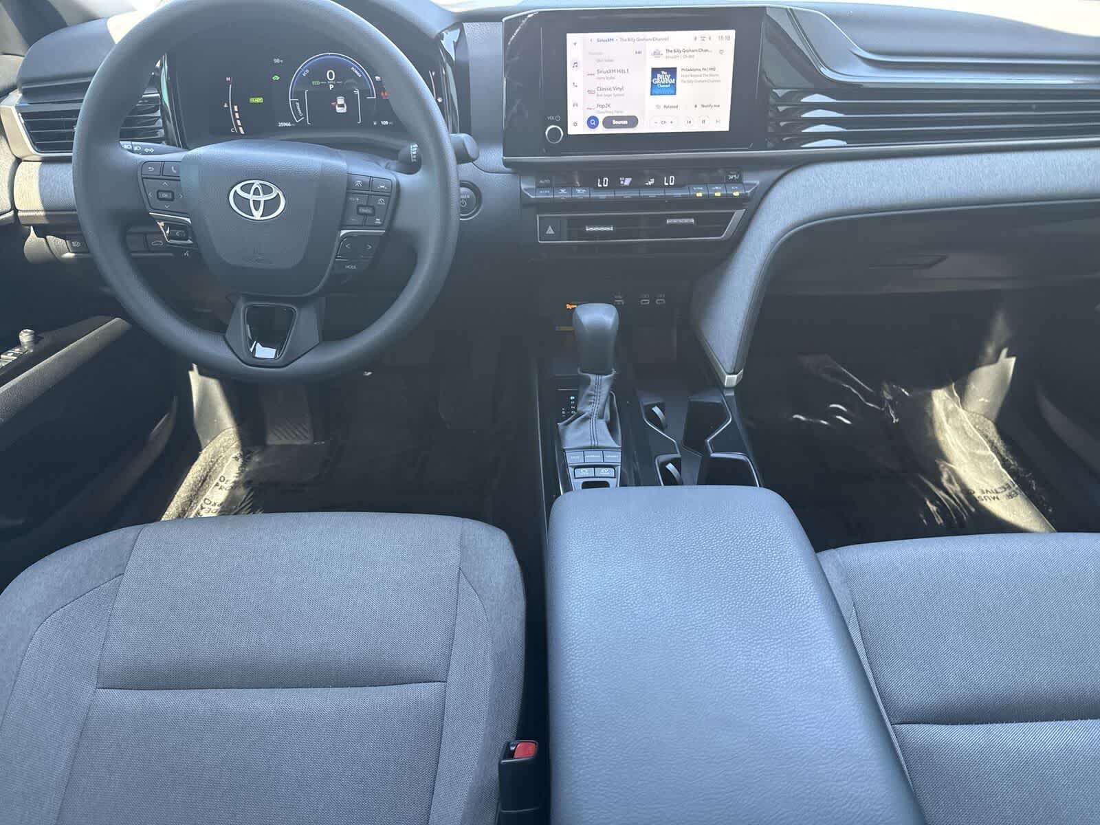 Thumbnail: 2025 Toyota Camry - 16