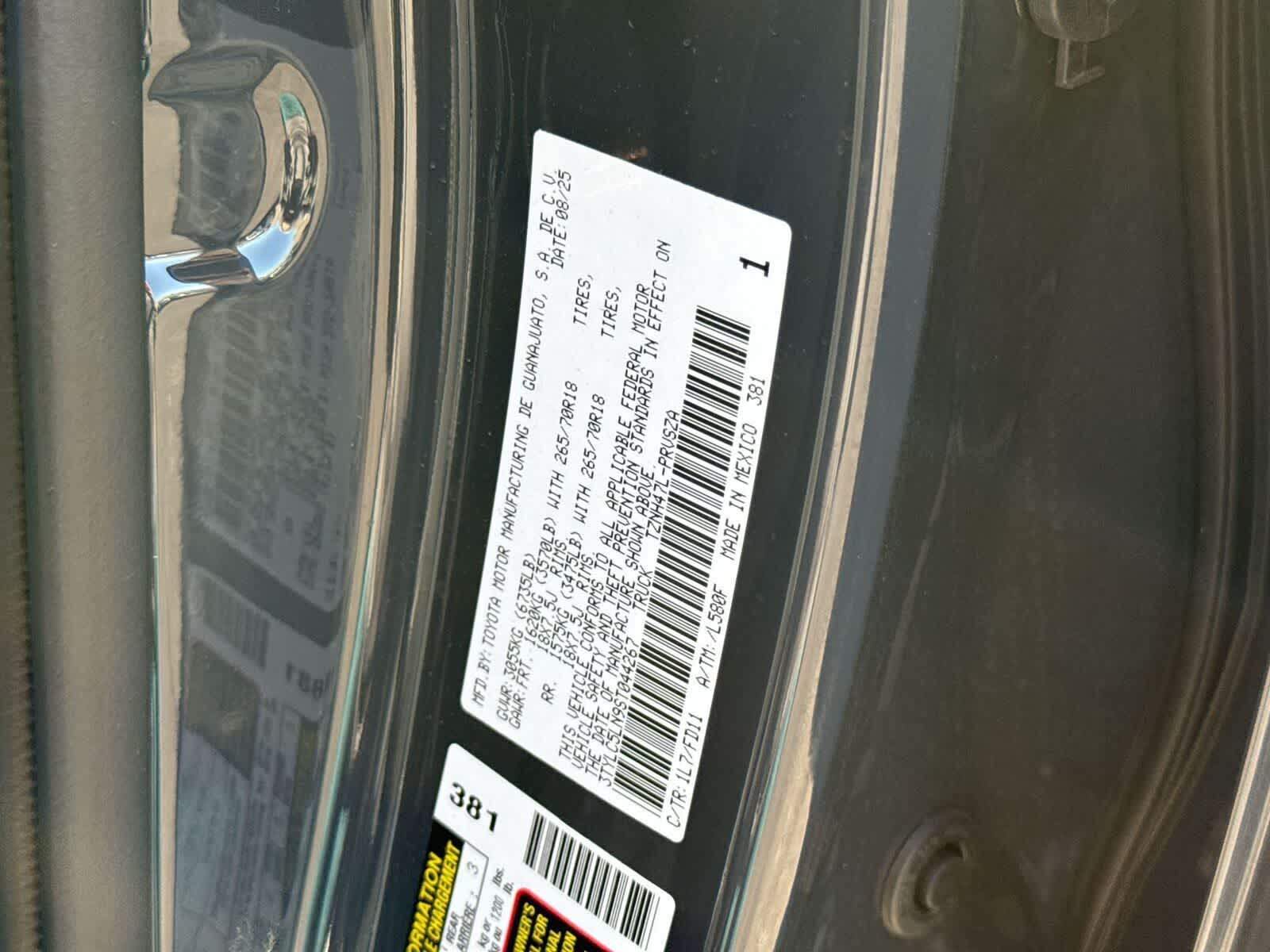 Thumbnail: 2025 Toyota Tacoma - 33