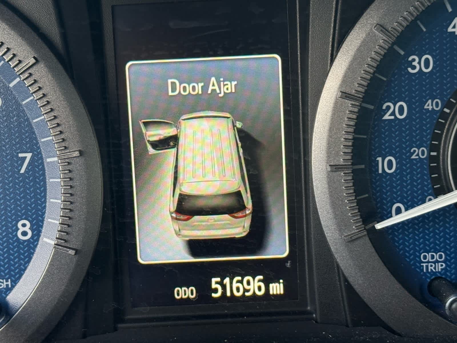 Thumbnail: 2020 Toyota Sienna - 11