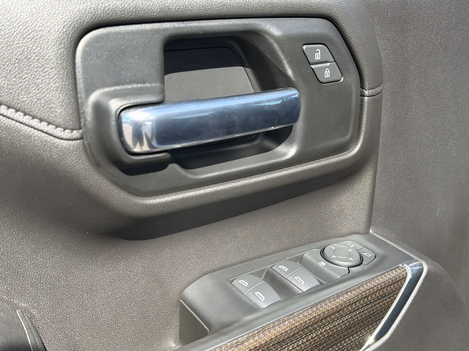 Thumbnail: 2022 Chevrolet Silverado 1500 - 32