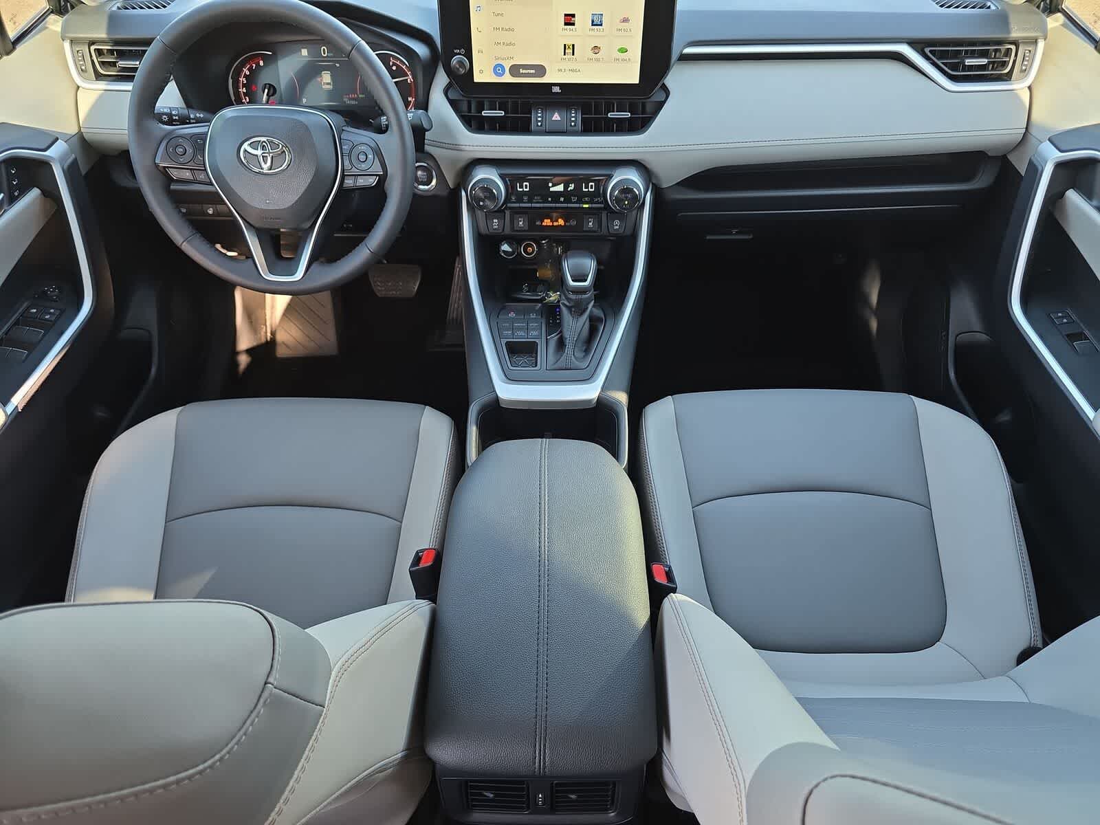 Thumbnail: 2025 Toyota RAV4 - 15
