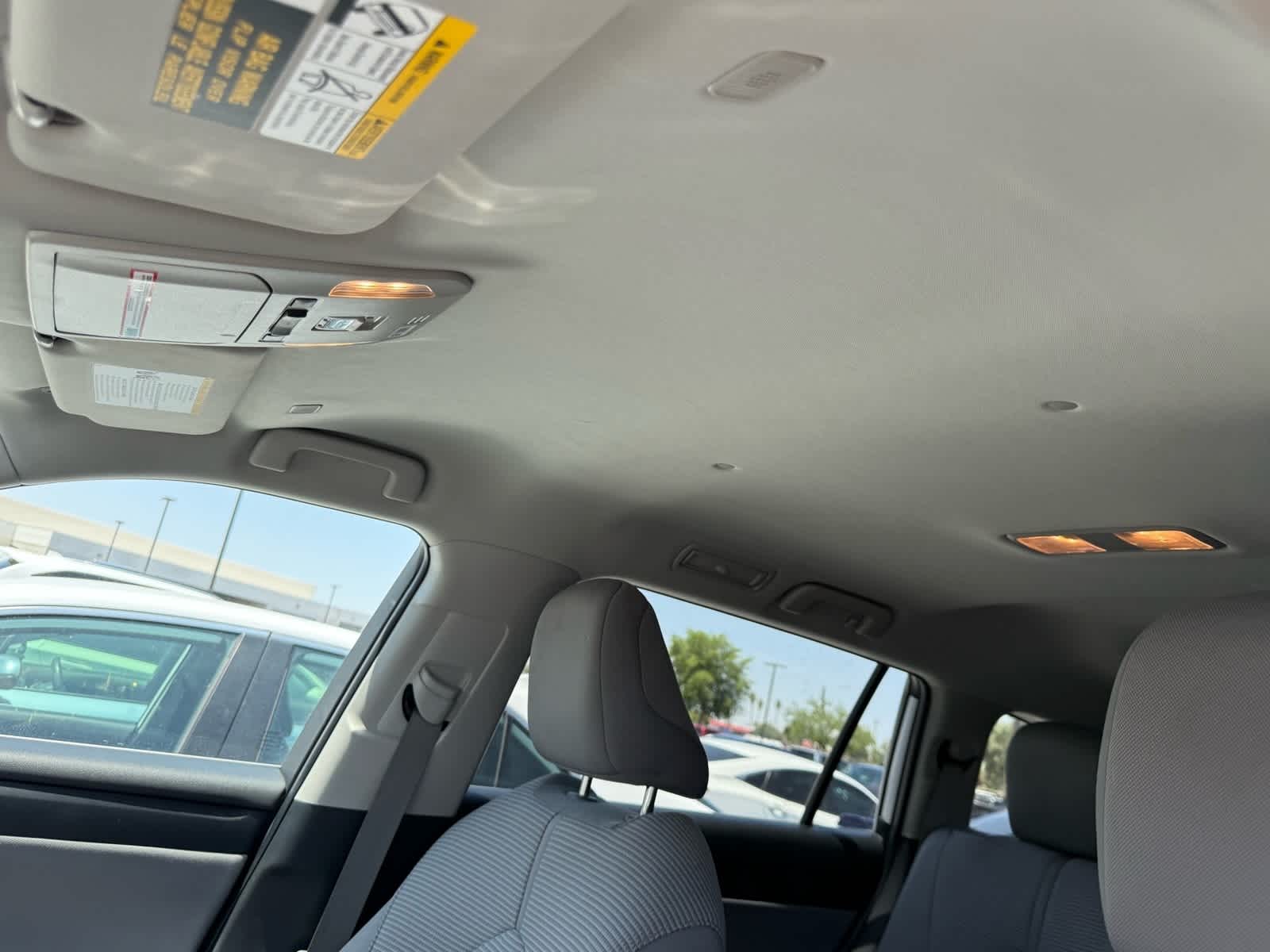 2023 Toyota Highlander LE 16
