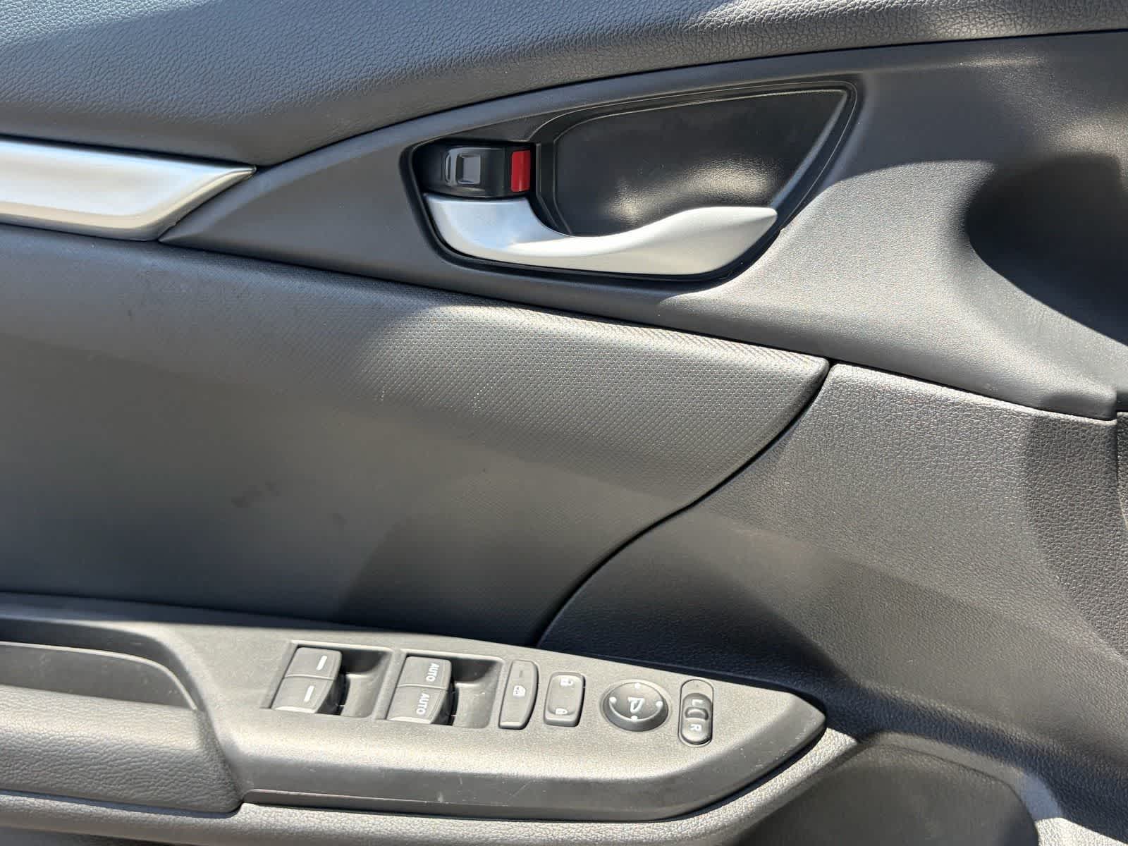 Thumbnail: 2020 Honda Civic - 24