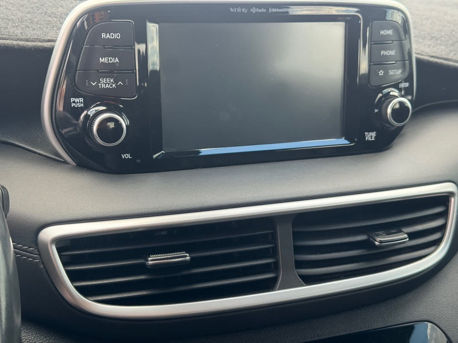 Thumbnail: 2019 Hyundai Tucson - 18