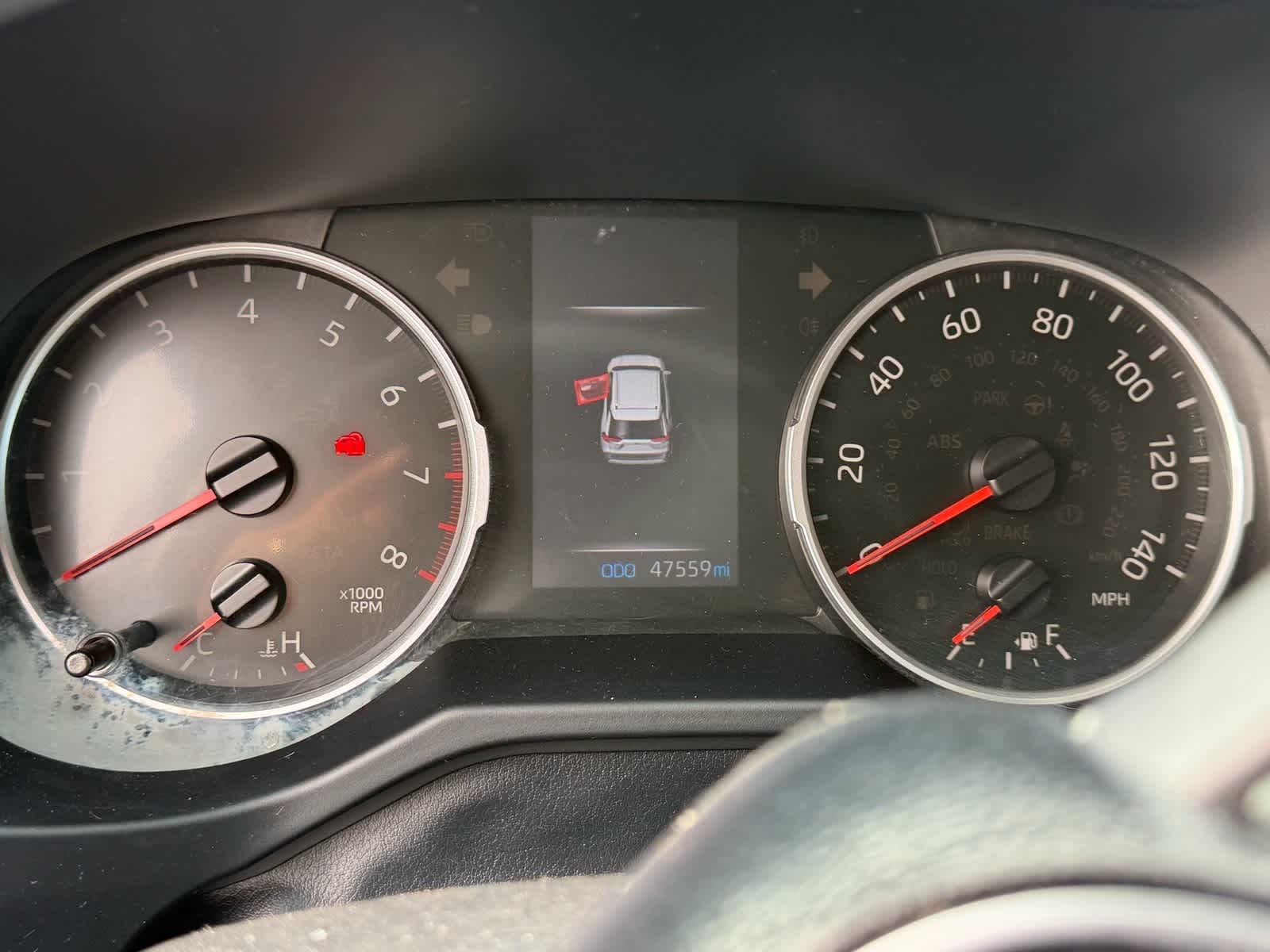 Thumbnail: 2021 Toyota RAV4 - 8