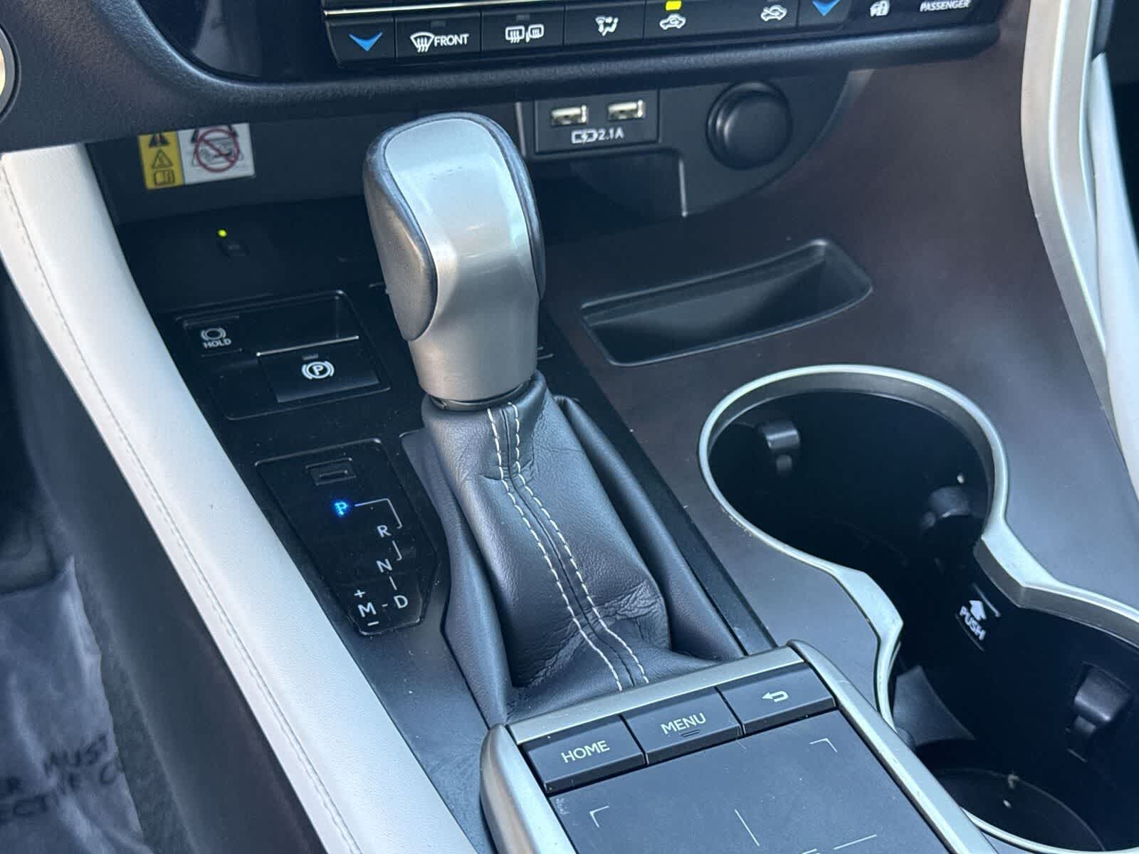 Thumbnail: 2021 Lexus RX - 26