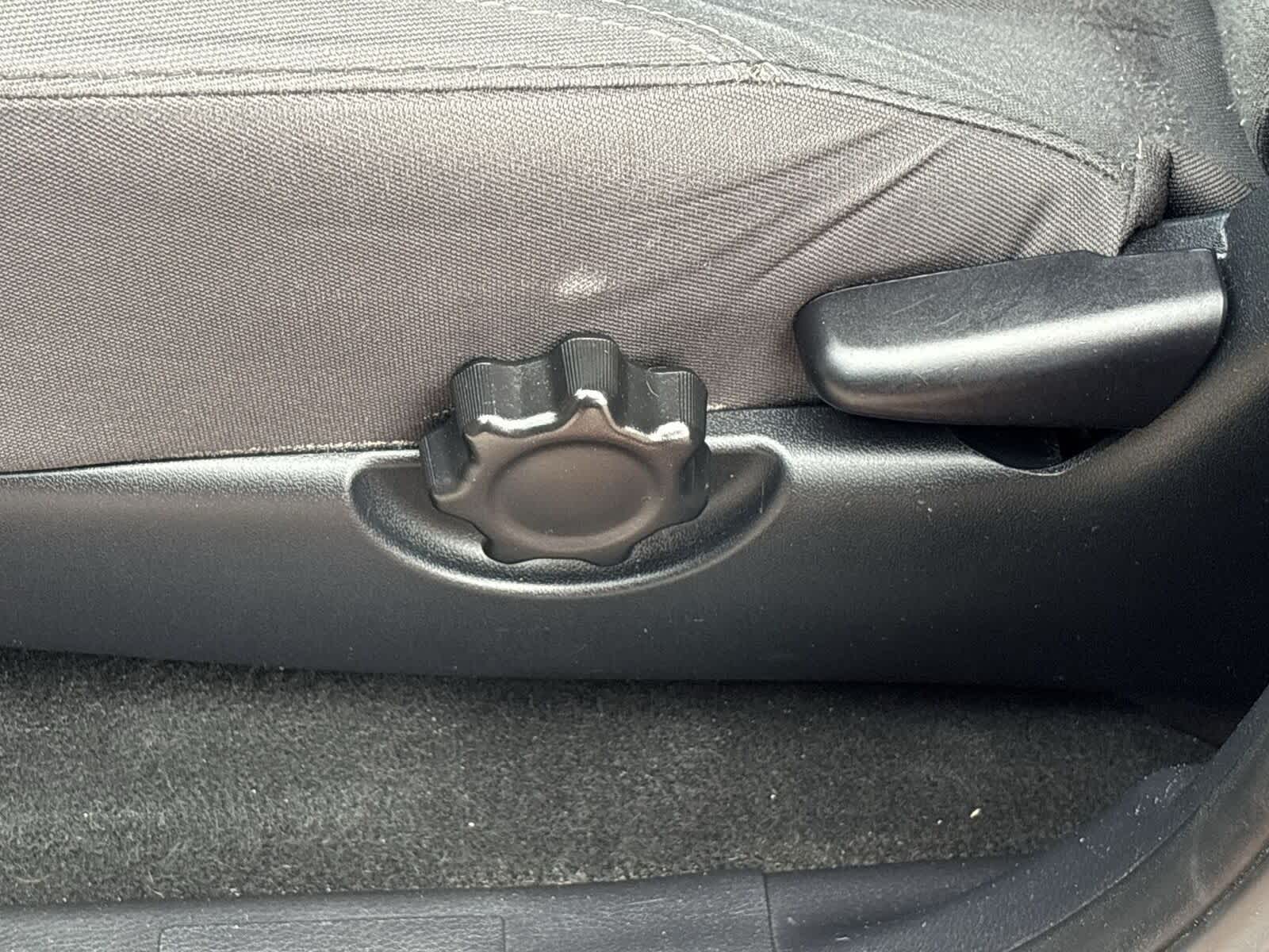 Thumbnail: 2017 Toyota Tacoma - 18