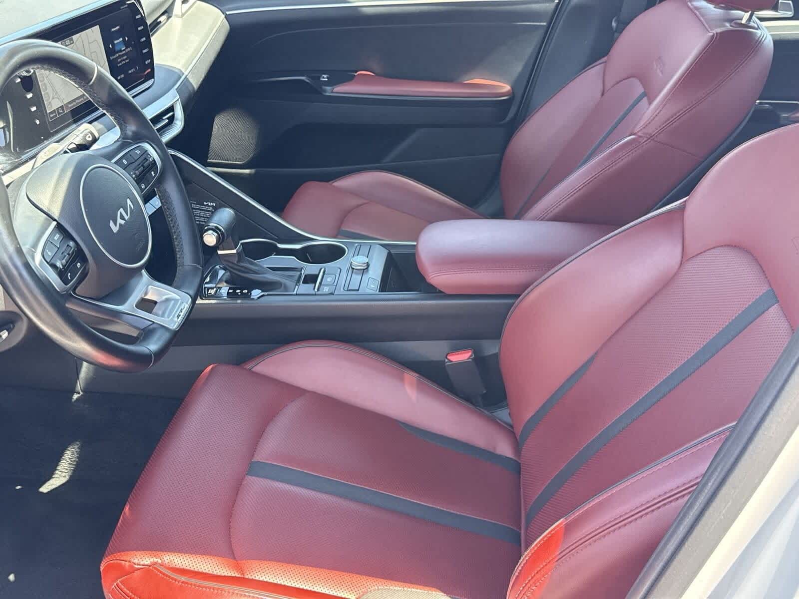Thumbnail: 2023 Kia K5 - 17