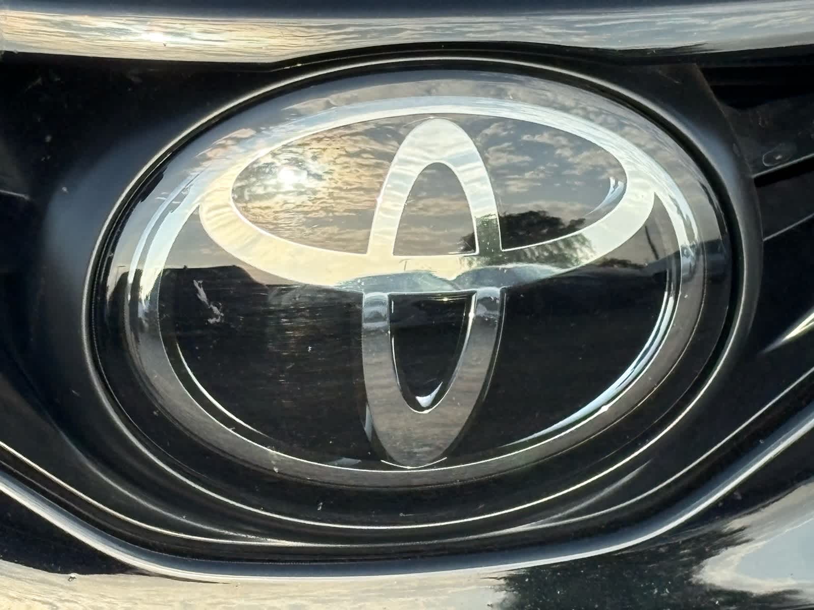Thumbnail: 2023 Toyota Camry - 7