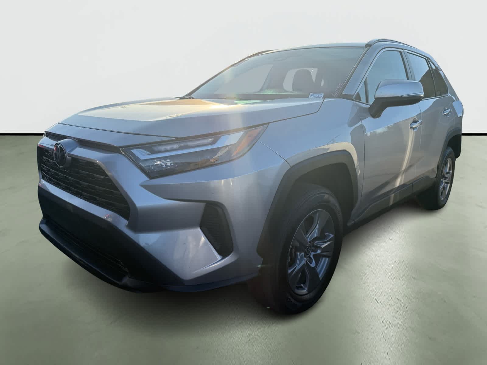 Thumbnail: 2022 Toyota RAV4 - 2