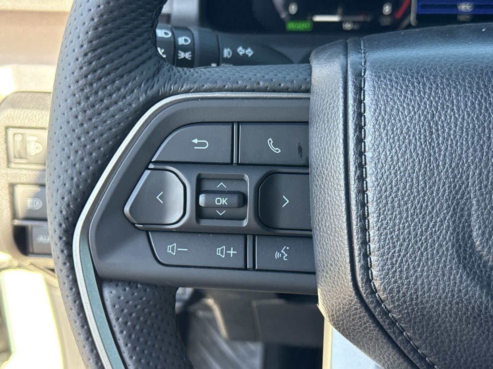 Thumbnail: 2025 Toyota Tacoma - 27