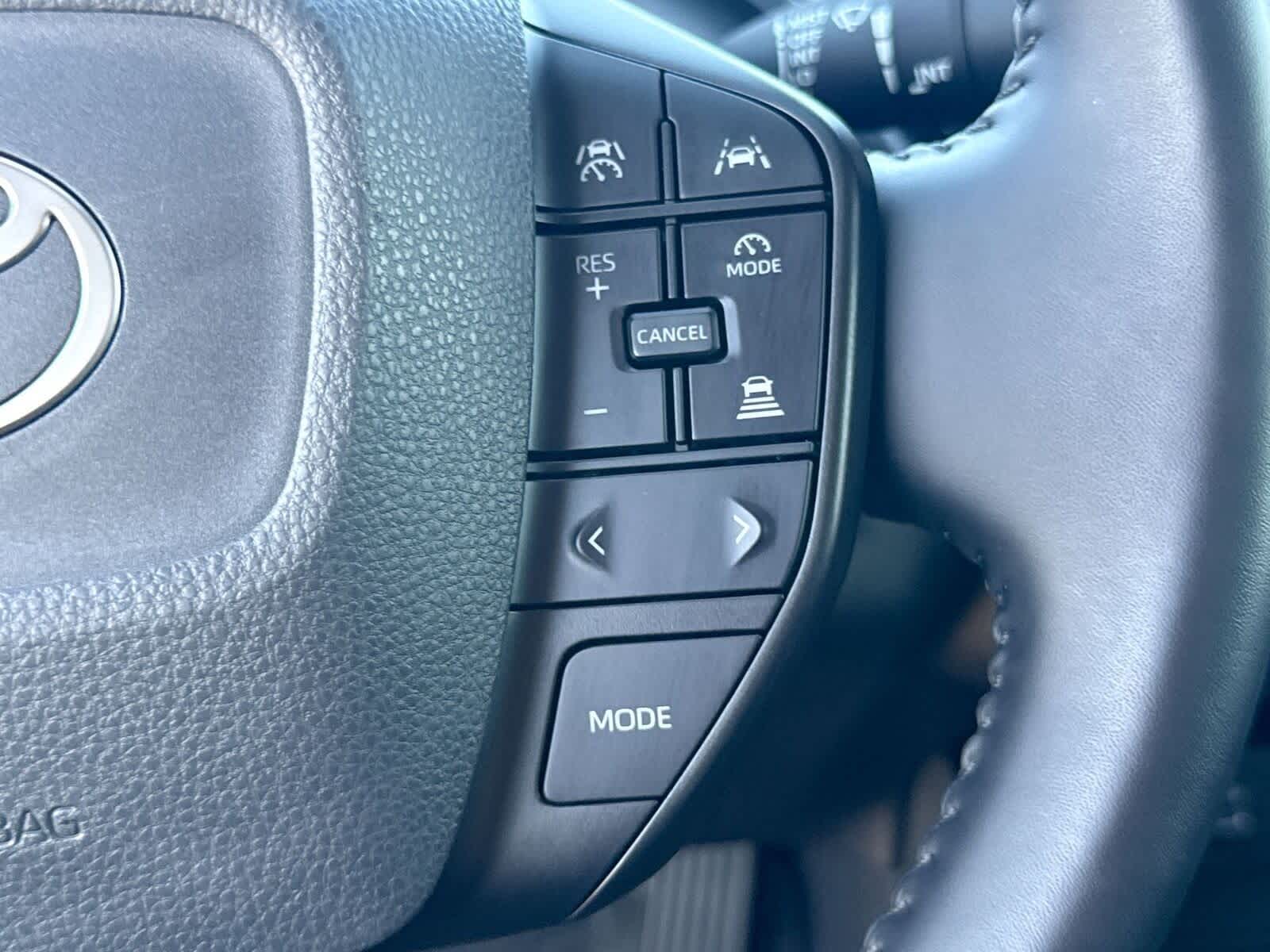 Thumbnail: 2024 Toyota Prius - 28