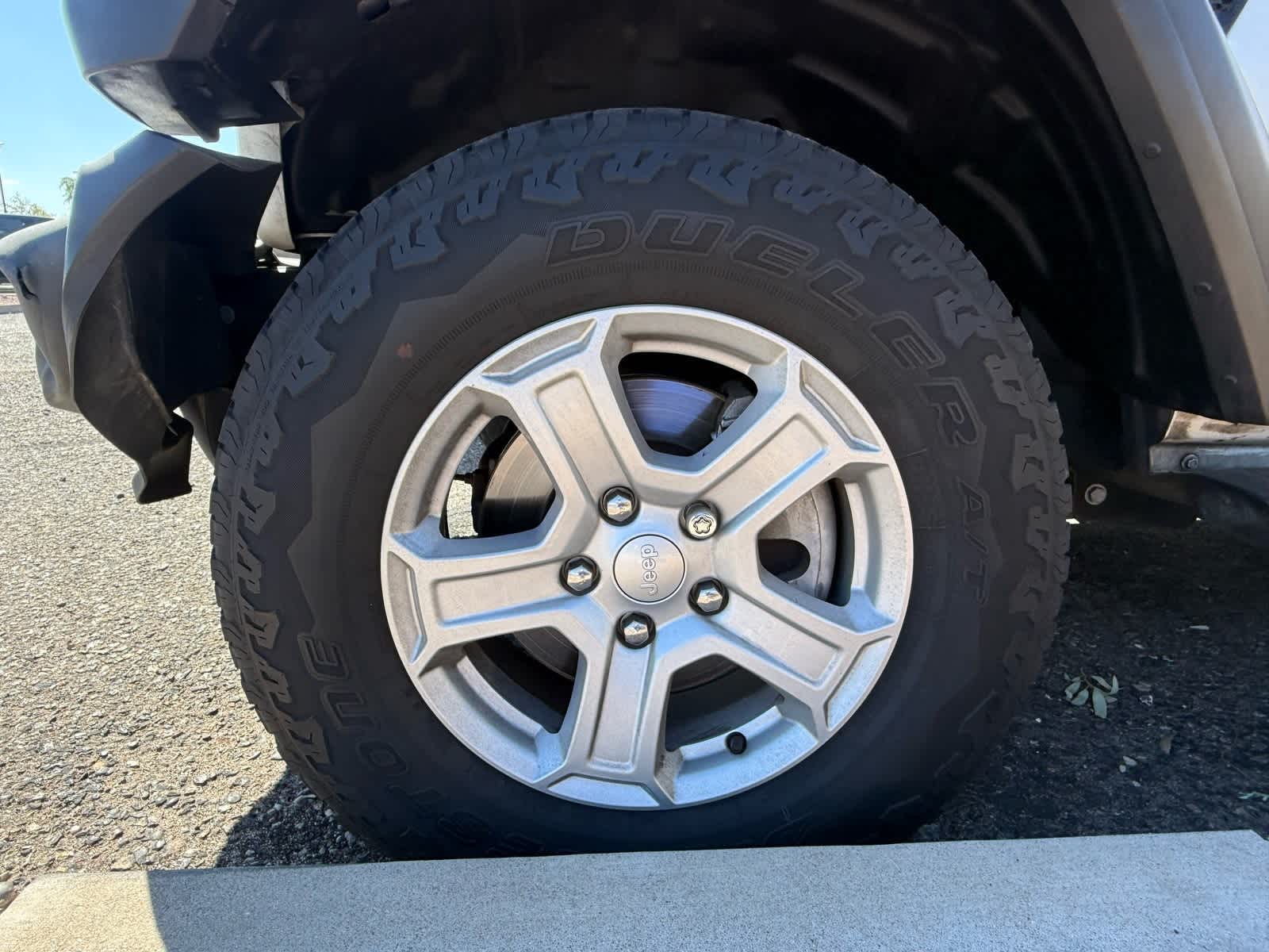 Thumbnail: 2021 Jeep Wrangler - 6