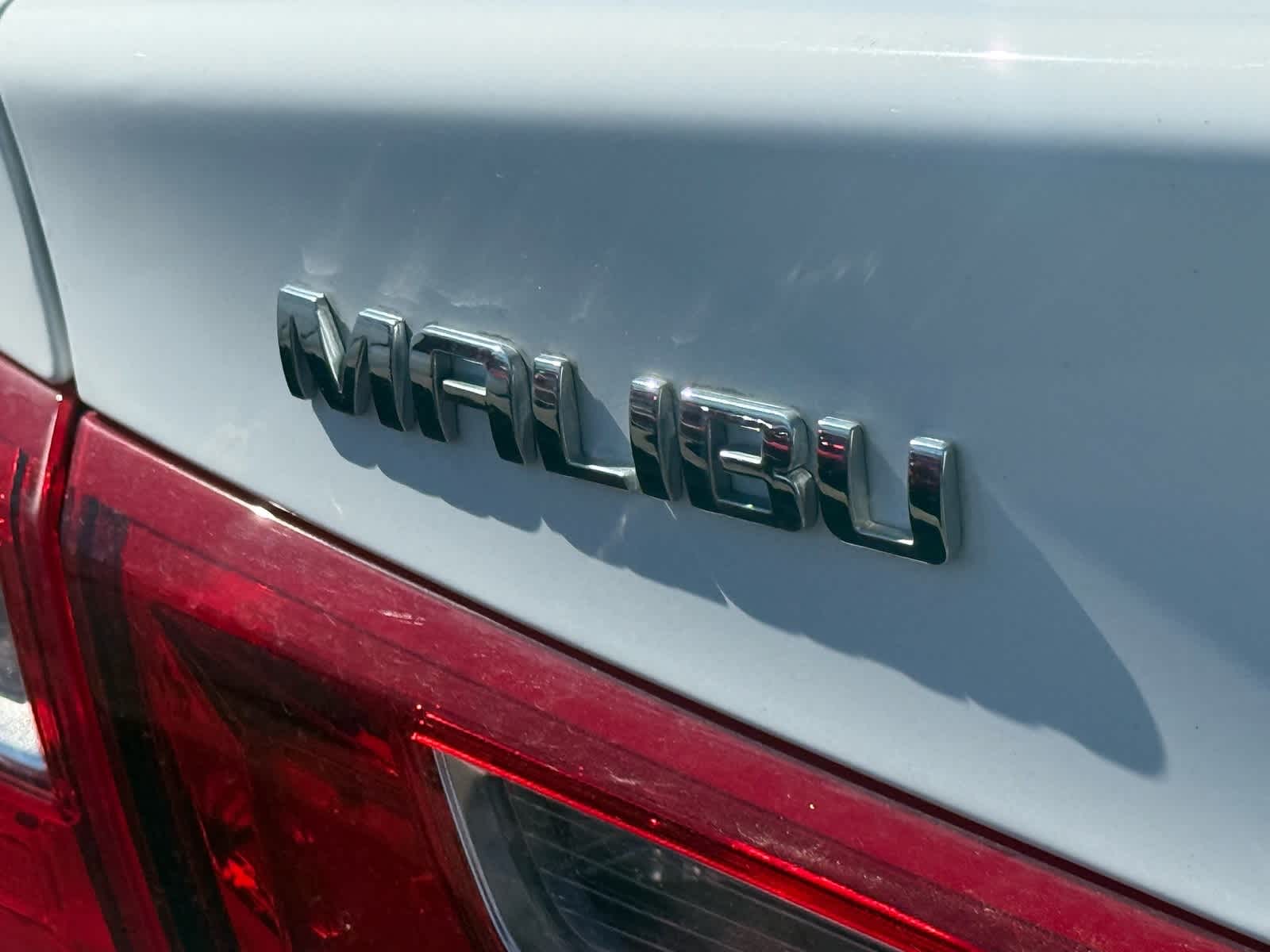 Thumbnail: 2018 Chevrolet Malibu - 12