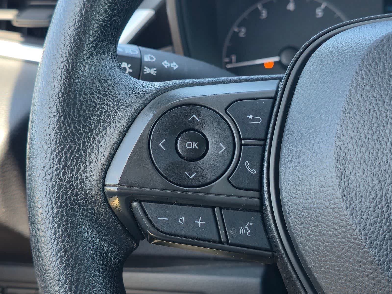 Thumbnail: 2024 Toyota Corolla - 25