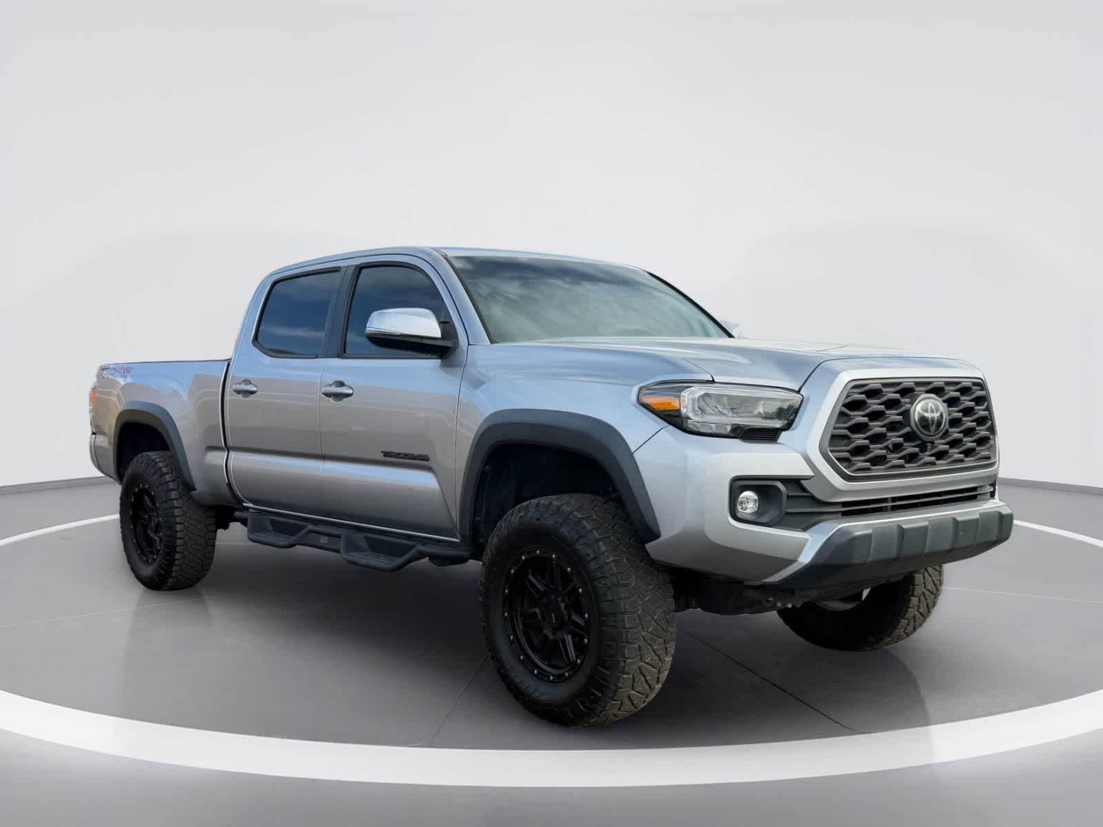 Thumbnail: 2022 Toyota Tacoma - 4