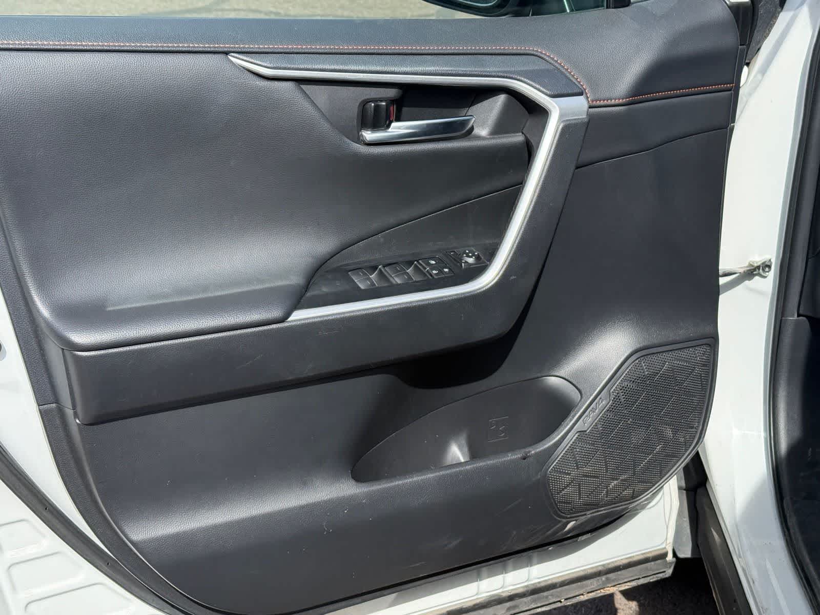 Thumbnail: 2024 Toyota RAV4 - 18