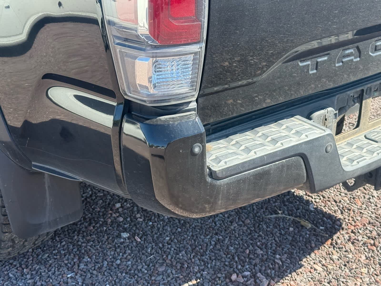 Thumbnail: 2021 Toyota Tacoma - 16