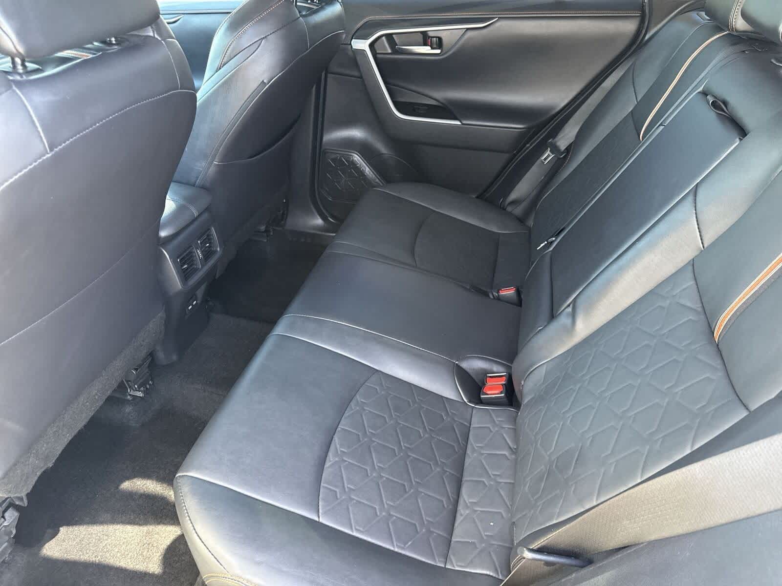 Thumbnail: 2022 Toyota RAV4 - 13