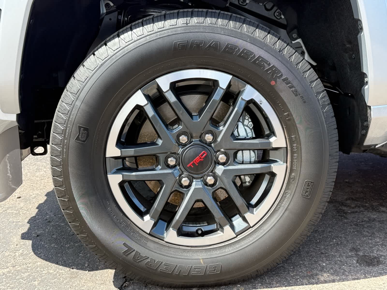 2025 Toyota Tacoma TRD Sport 6