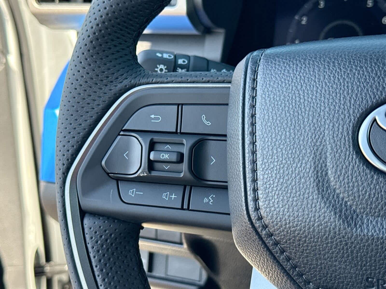 Thumbnail: 2025 Toyota Tacoma - 27