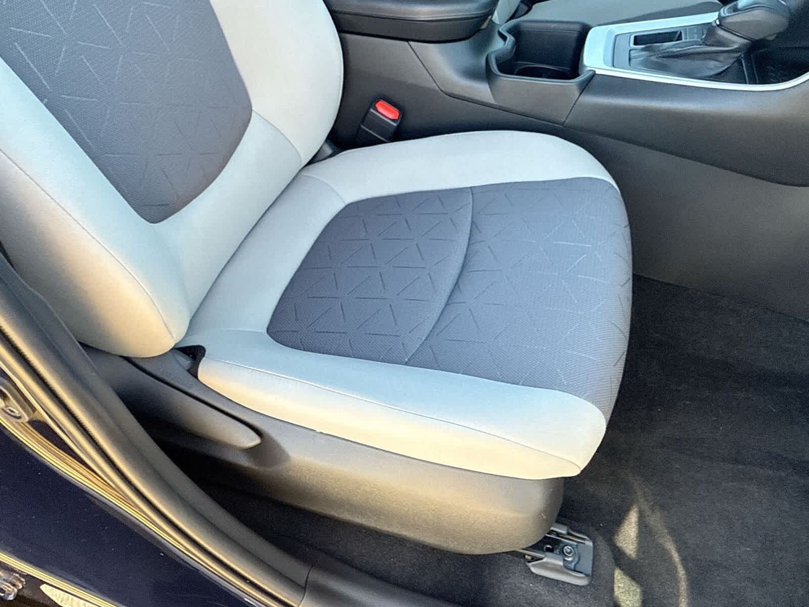 Thumbnail: 2023 Toyota RAV4 - 12