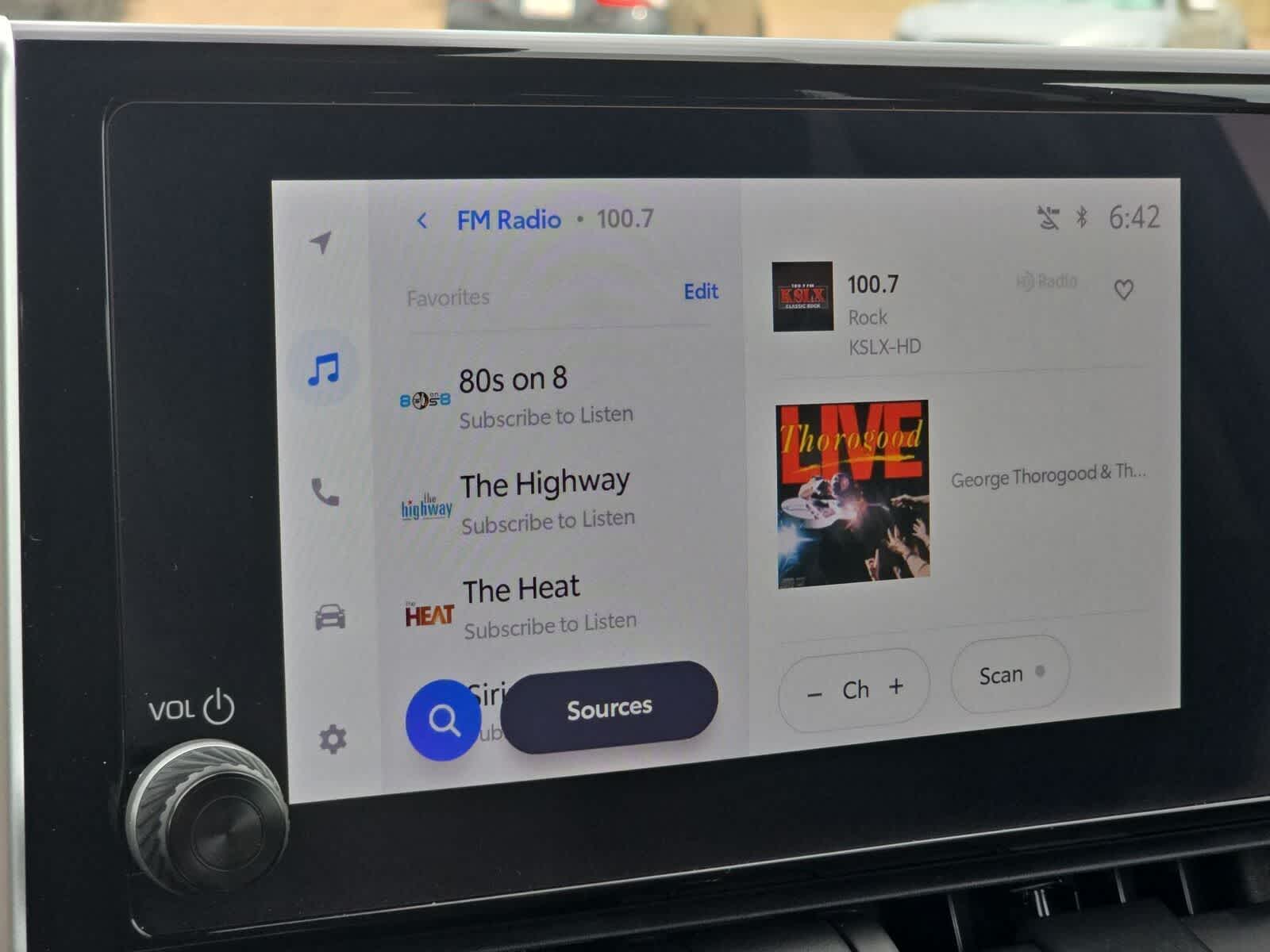 Thumbnail: 2025 Toyota RAV4 - 21