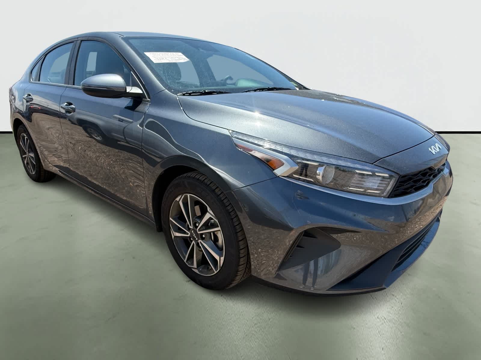 Thumbnail: 2024 Kia Forte - 5