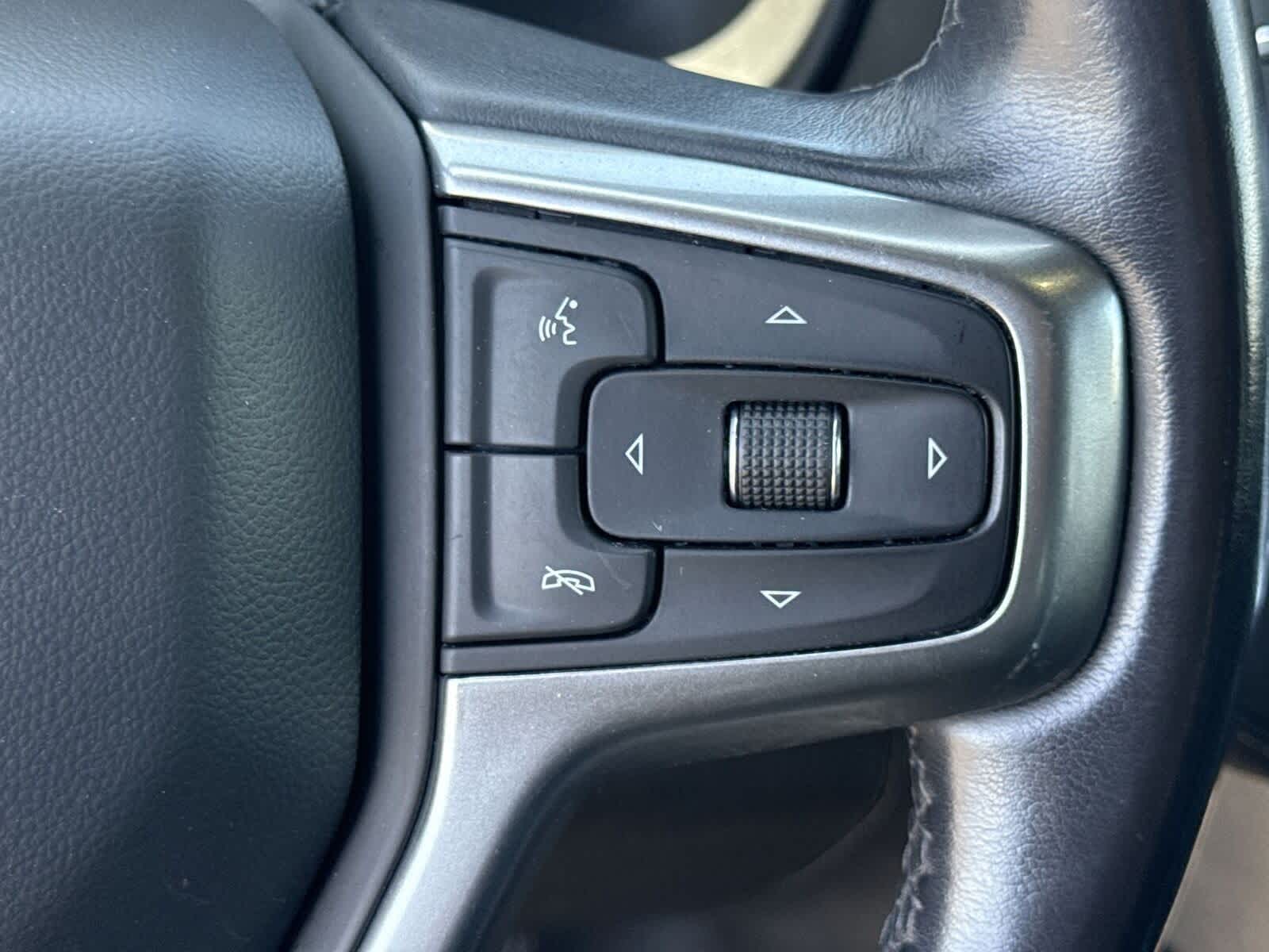 Thumbnail: 2021 Chevrolet Tahoe - 28