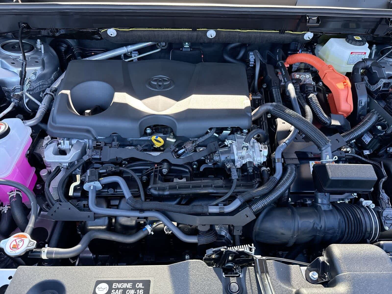 Thumbnail: 2025 Toyota RAV4 - 31