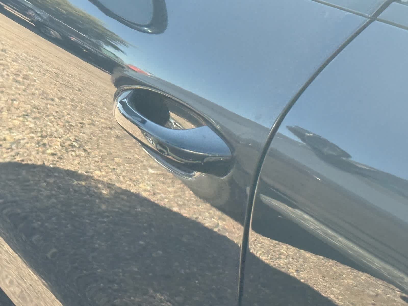 Thumbnail: 2021 Porsche Macan - 9