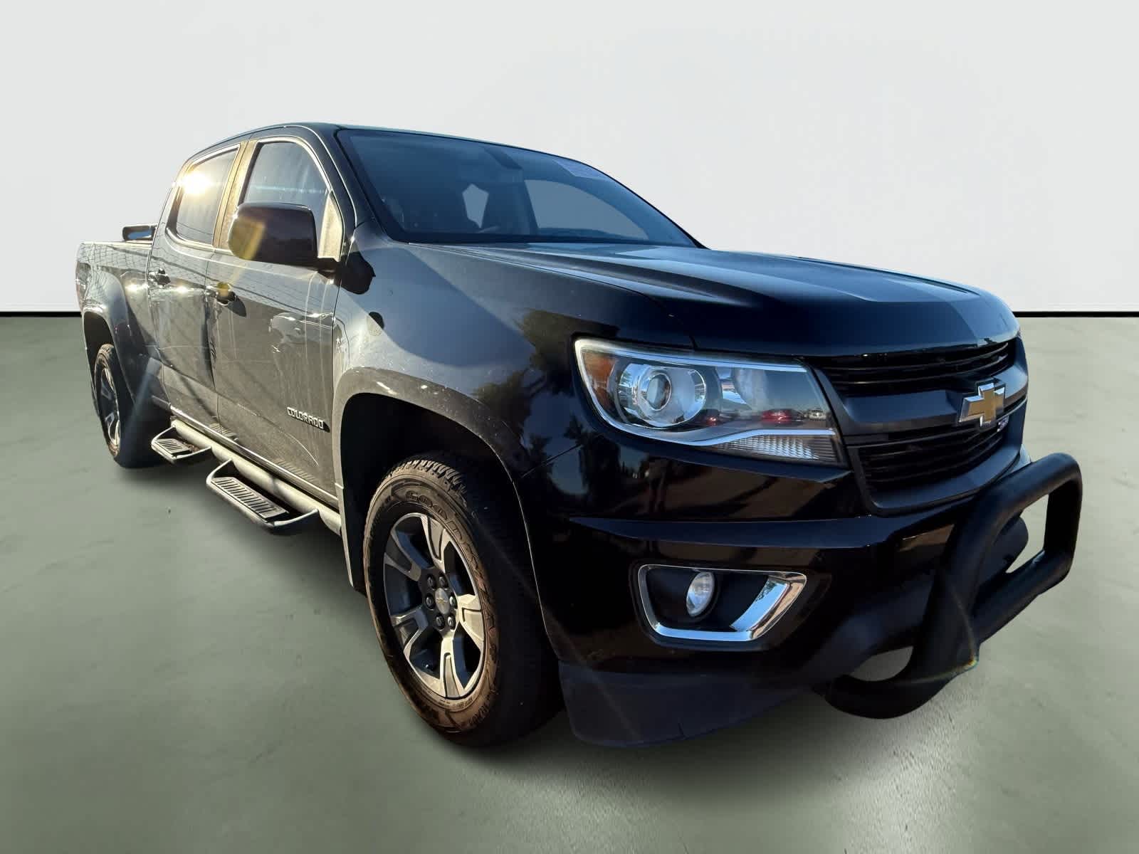 Thumbnail: 2017 Chevrolet Colorado - 5