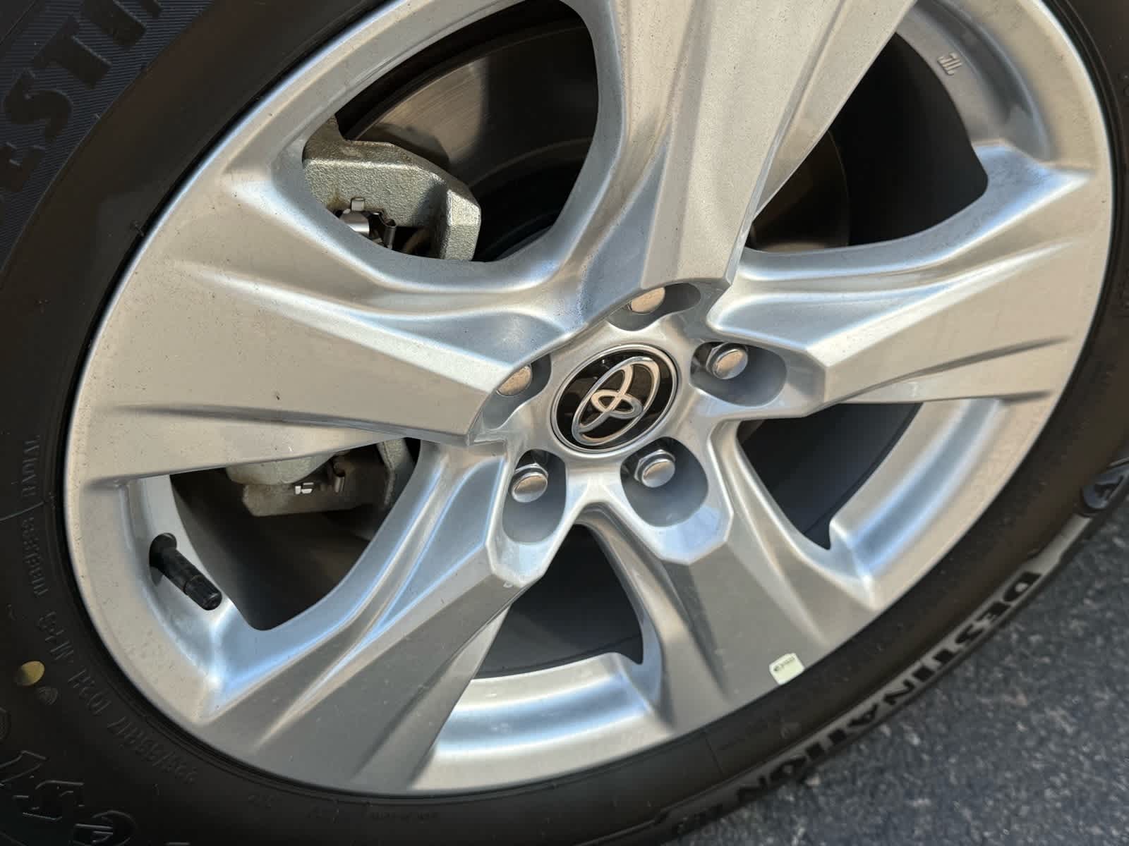 Thumbnail: 2021 Toyota RAV4 - 8