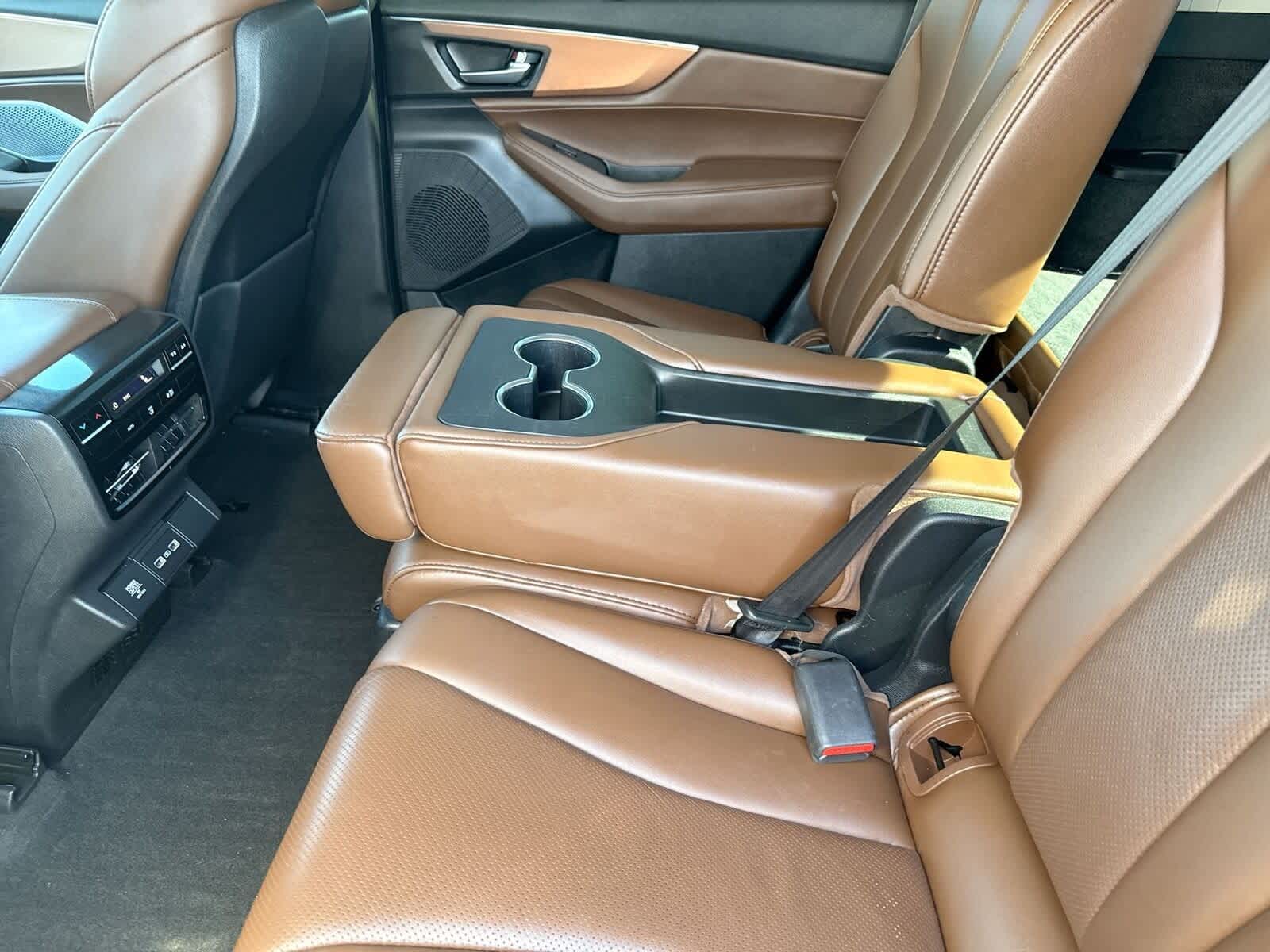 Thumbnail: 2022 Acura MDX - 14