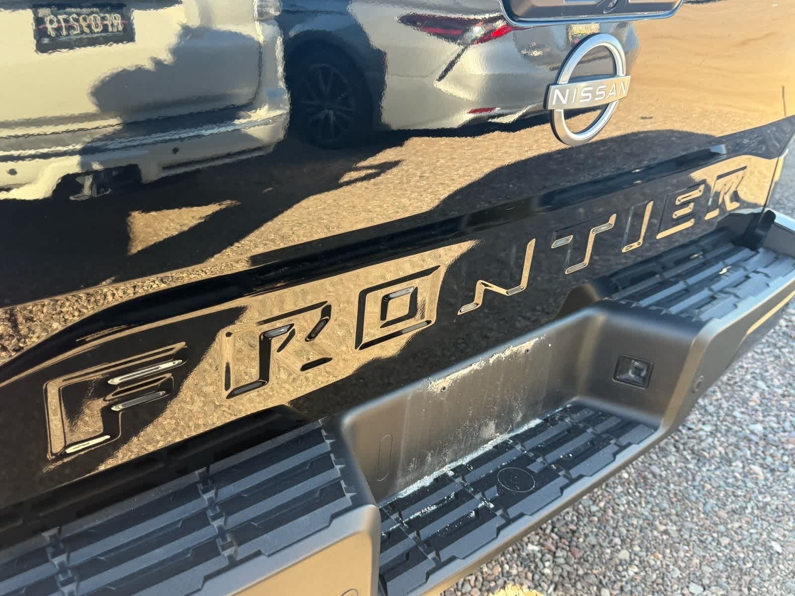 Thumbnail: 2022 Nissan Frontier - 9