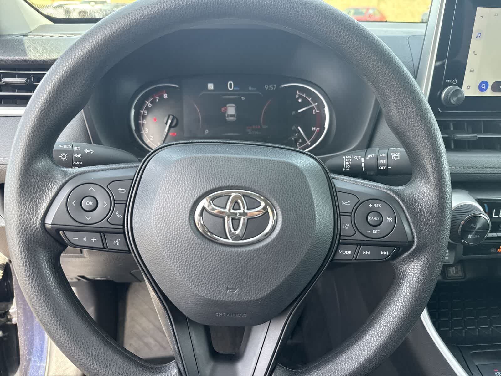 Thumbnail: 2025 Toyota RAV4 - 27