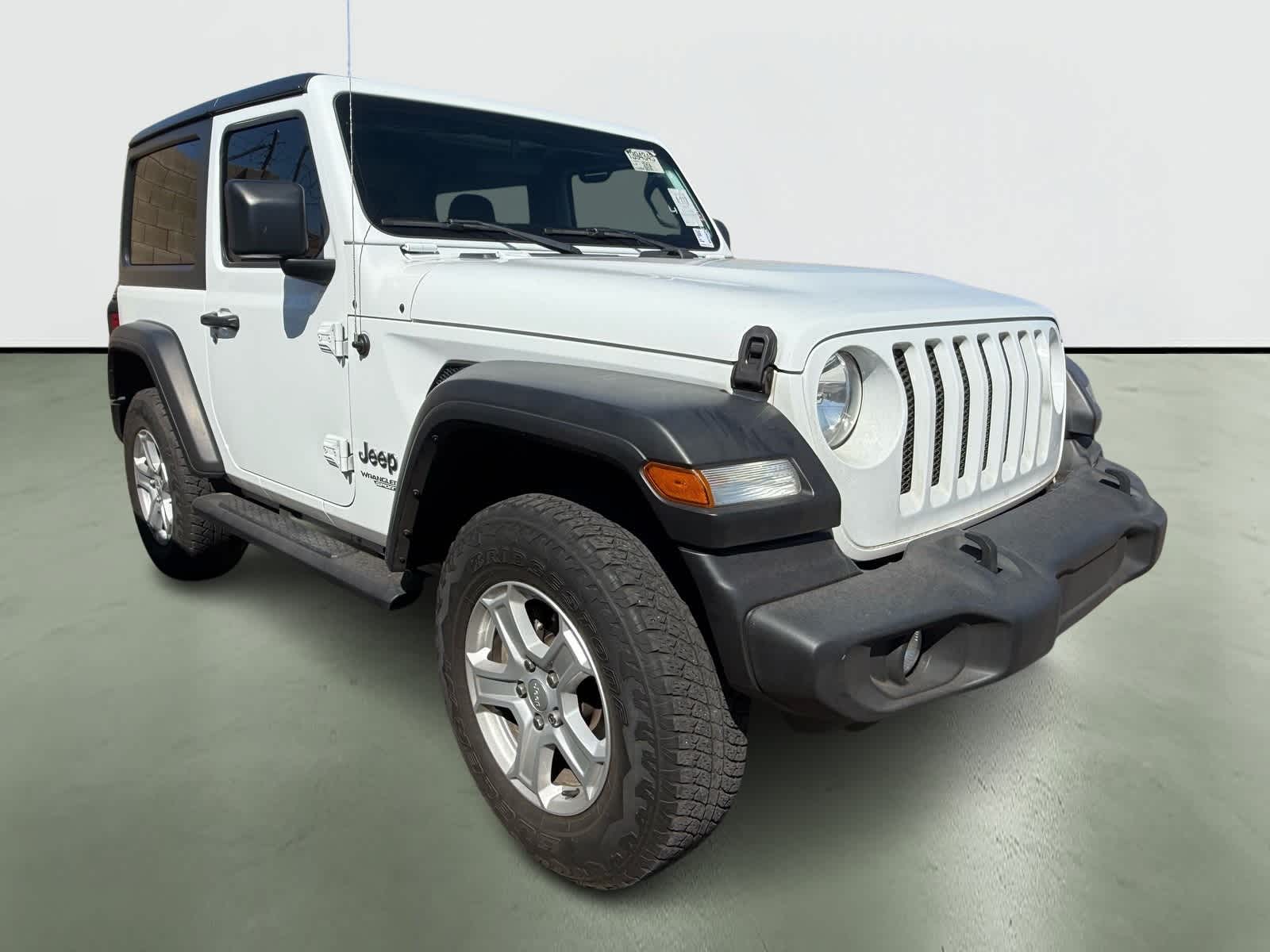 Thumbnail: 2021 Jeep Wrangler - 5