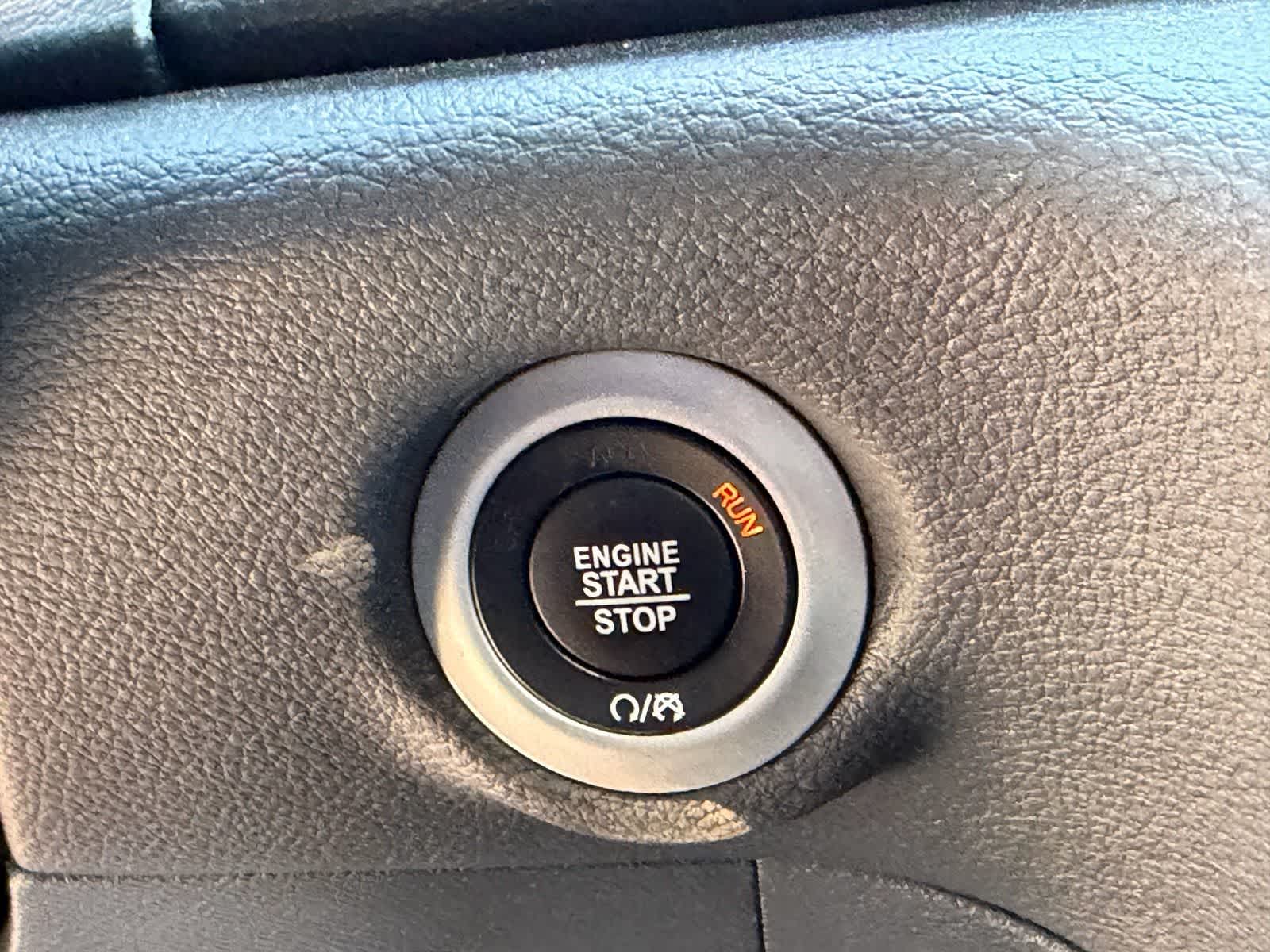 Thumbnail: 2025 Chrysler Pacifica - 26