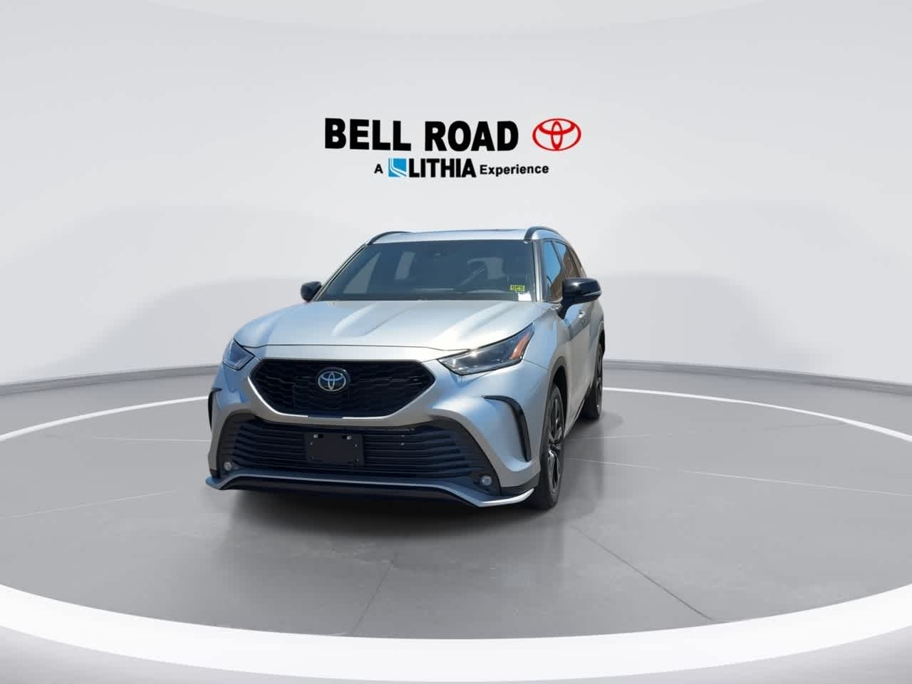 Thumbnail: 2024 Toyota Highlander - 3