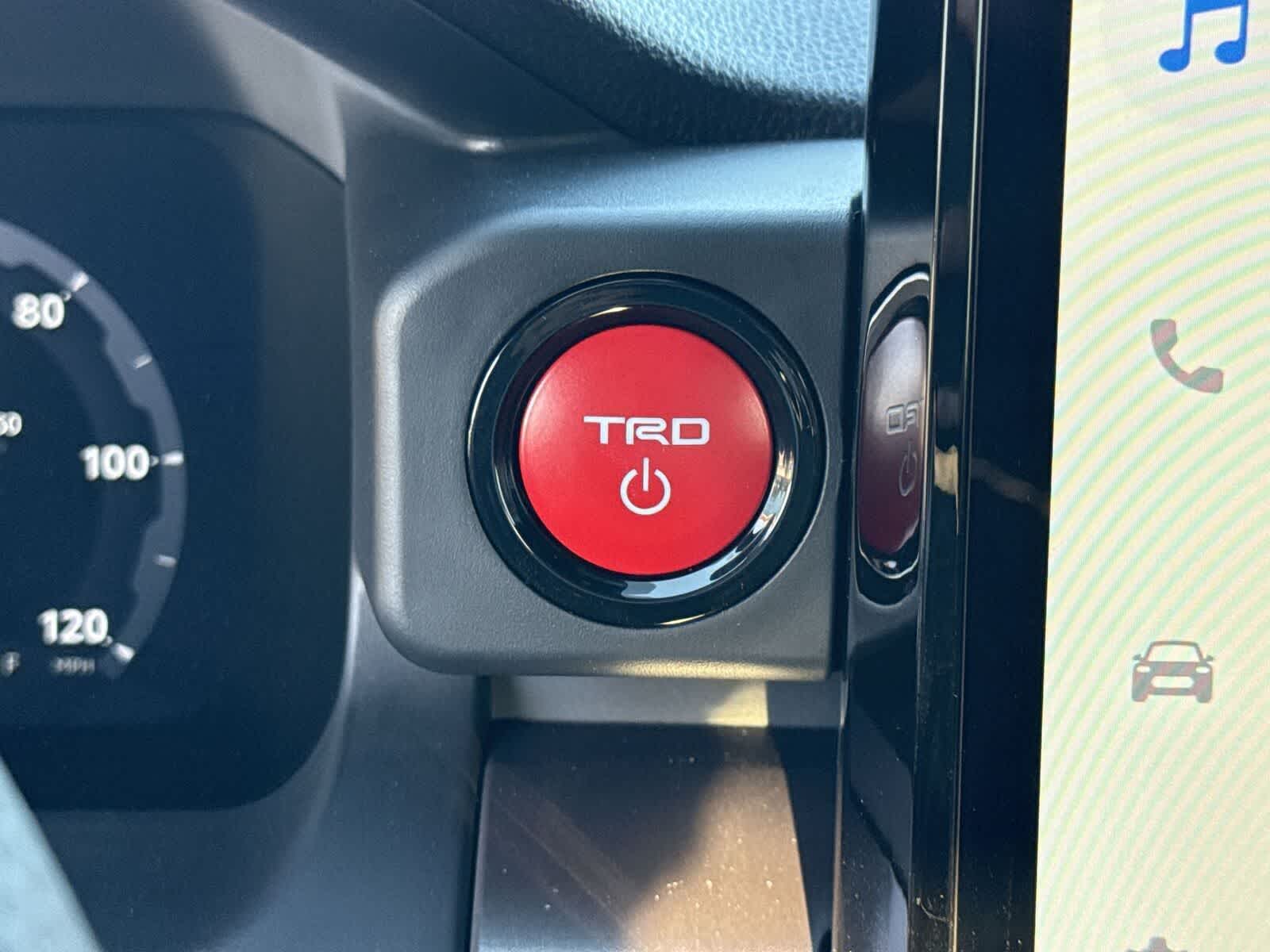 Thumbnail: 2025 Toyota Tacoma - 25