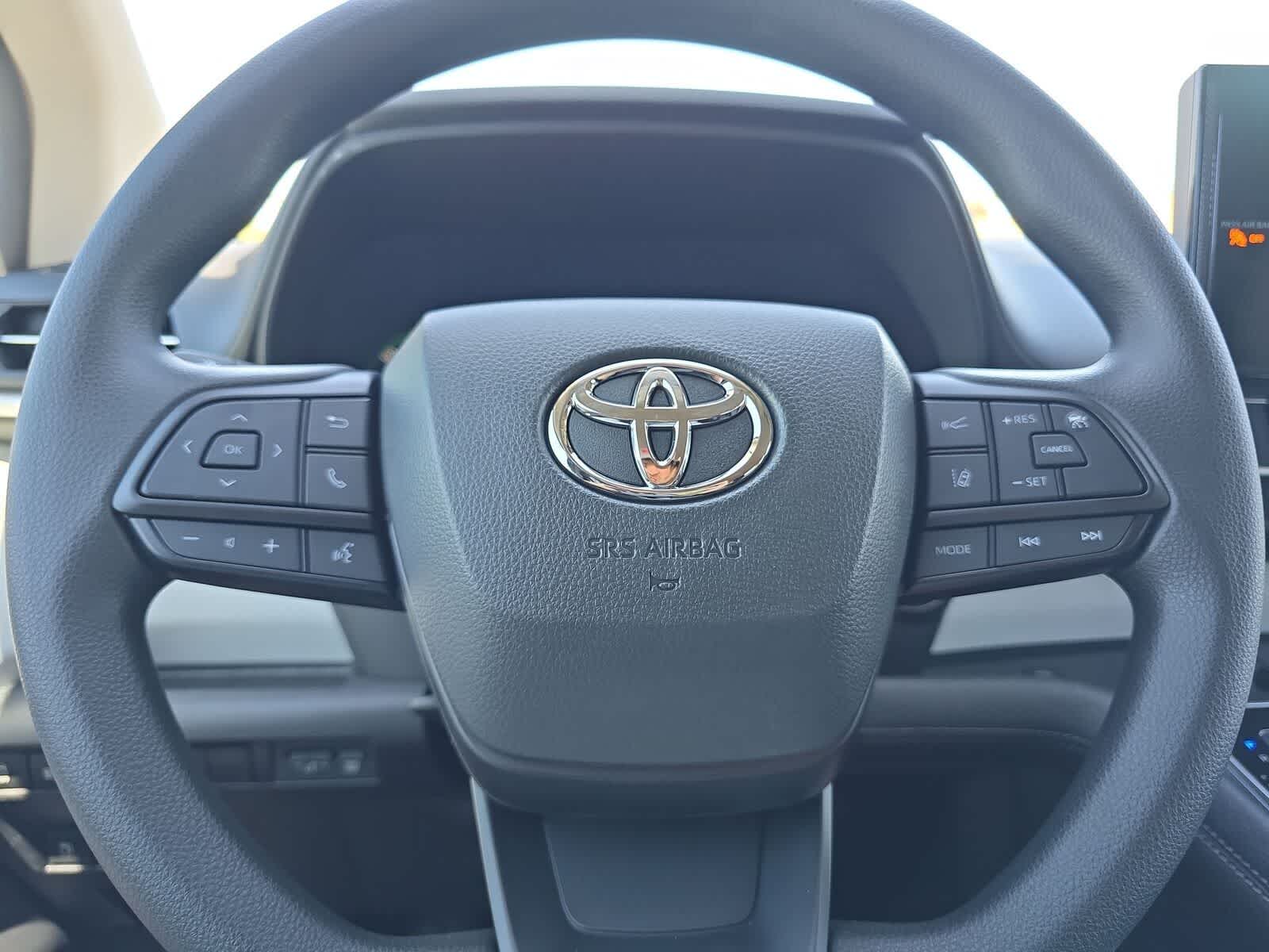 Thumbnail: 2026 Toyota Sienna - 27